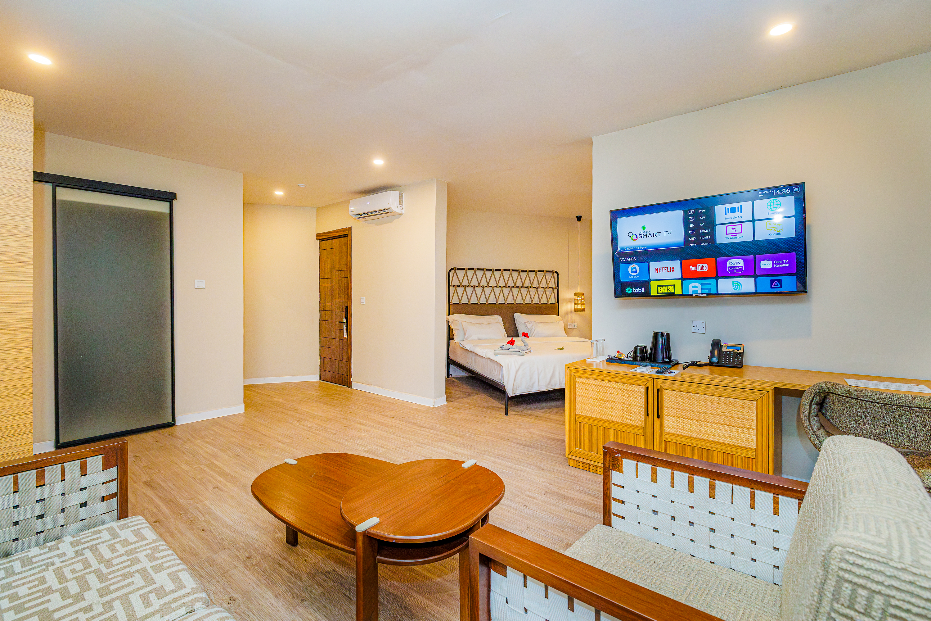 Suite Deluxe Ocean View One Bedroom