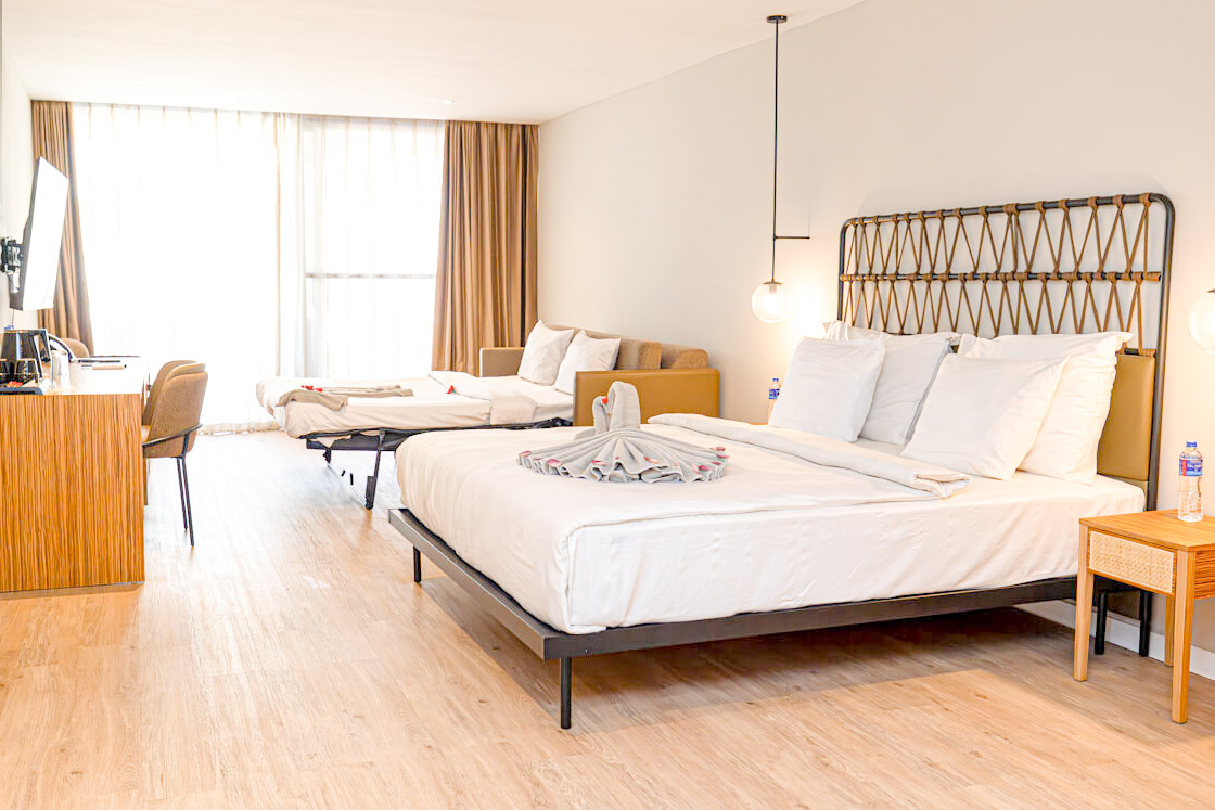 Family Room Superior Garden View