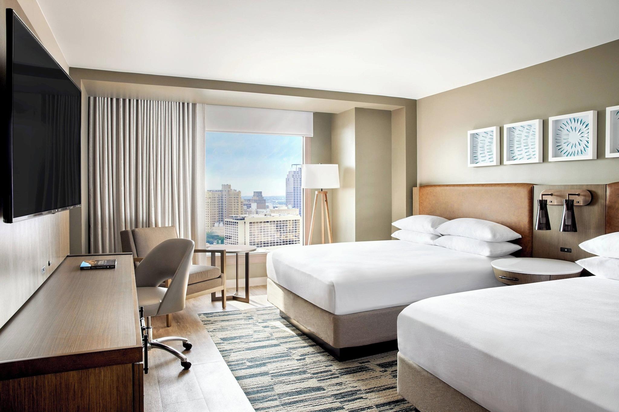 Quadruple Two Queen Beds