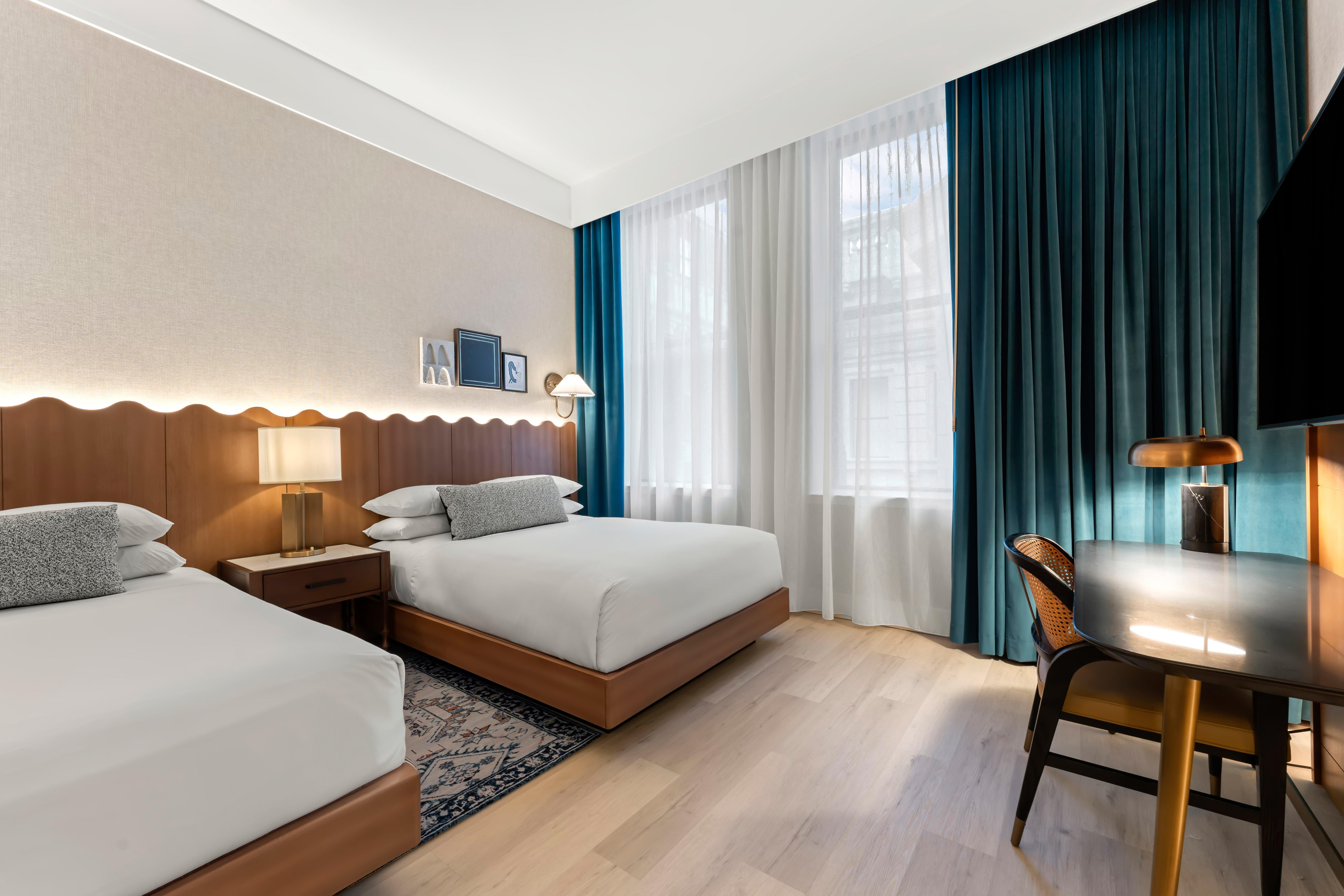 Suite Two Queen Beds One Bedroom