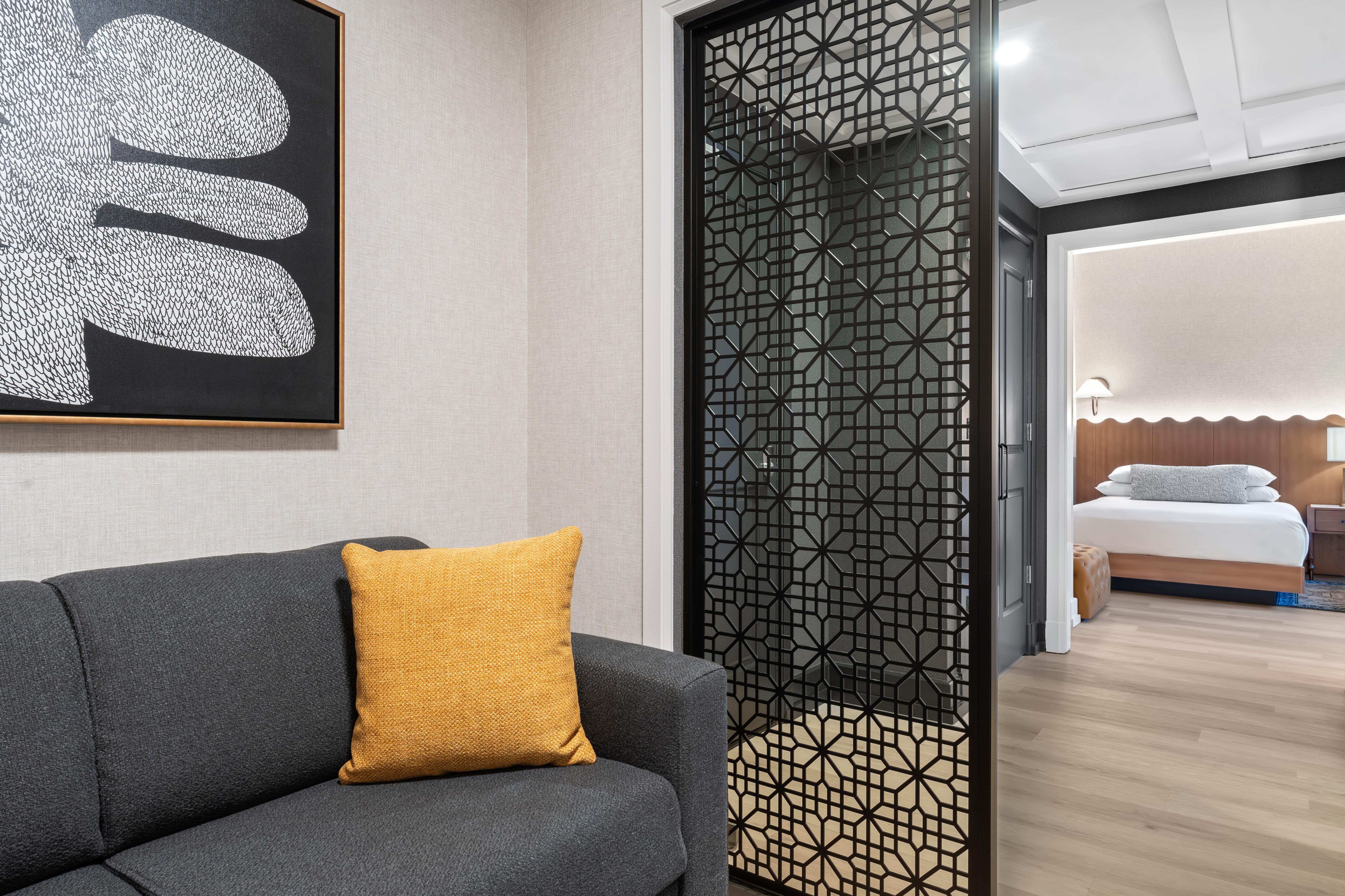 Suite Two Queen Beds One Bedroom