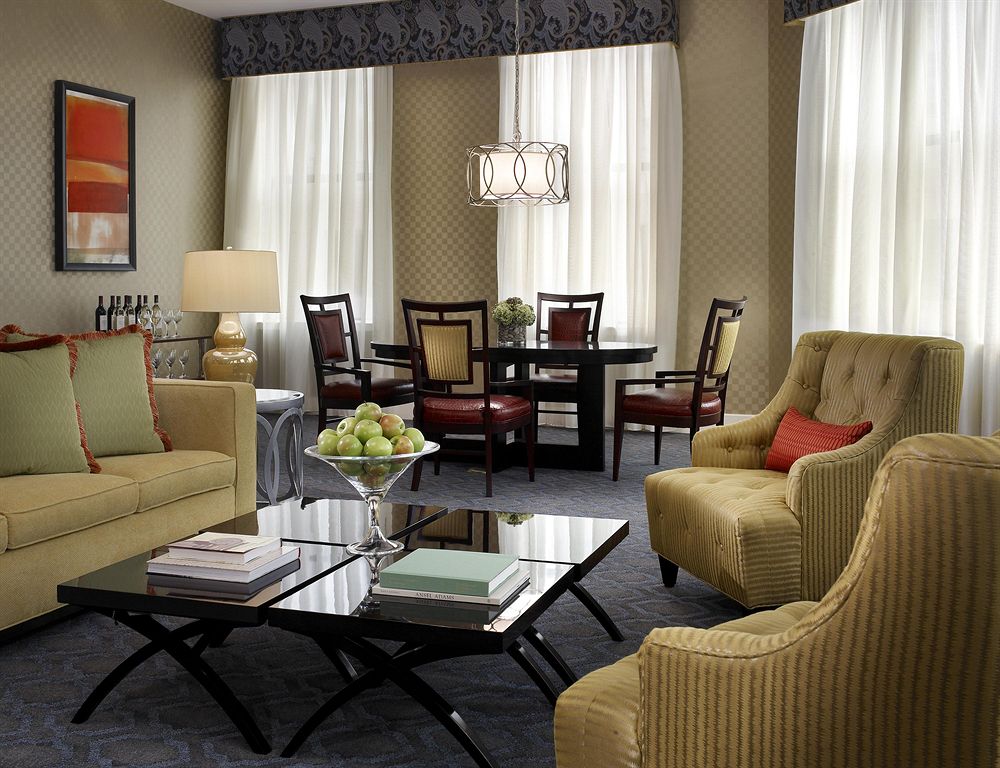 Double Deluxe King Bed