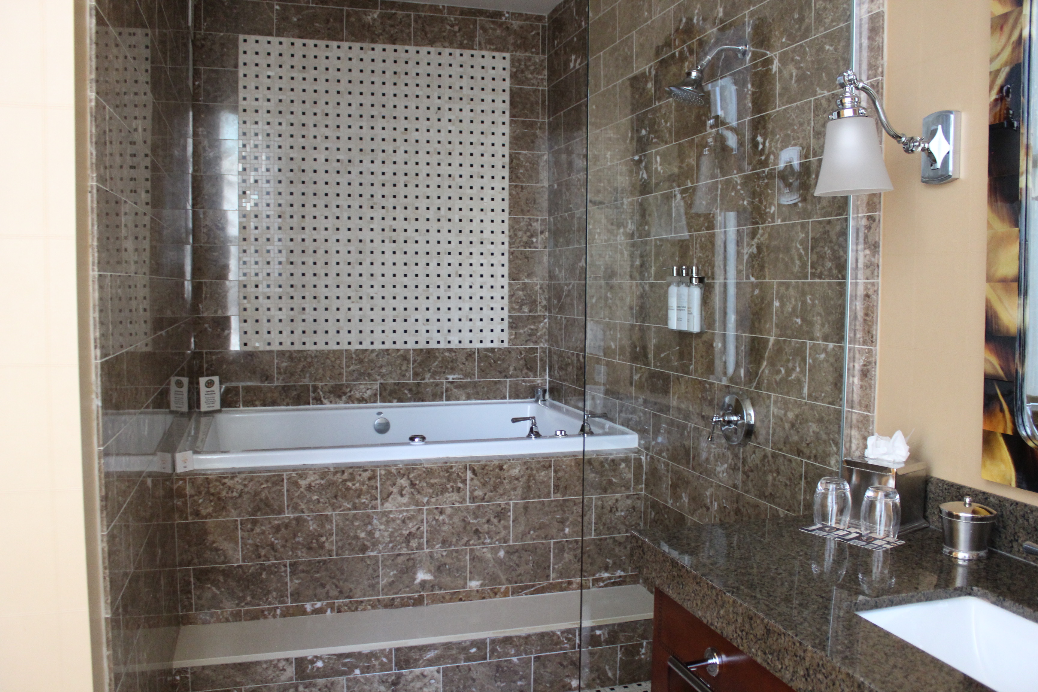 Double Deluxe King Bed