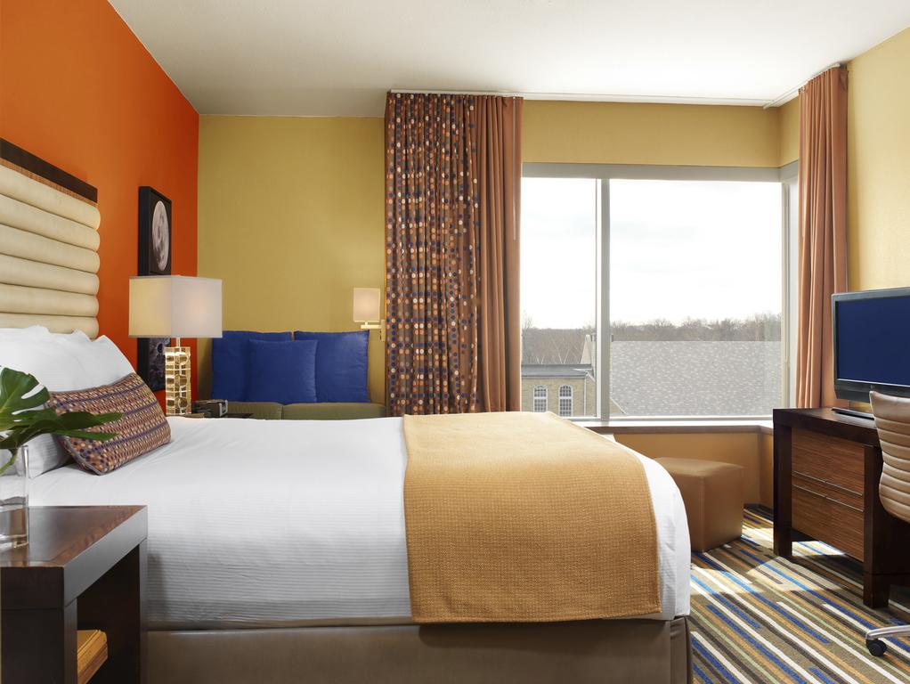 Double Superior King Bed