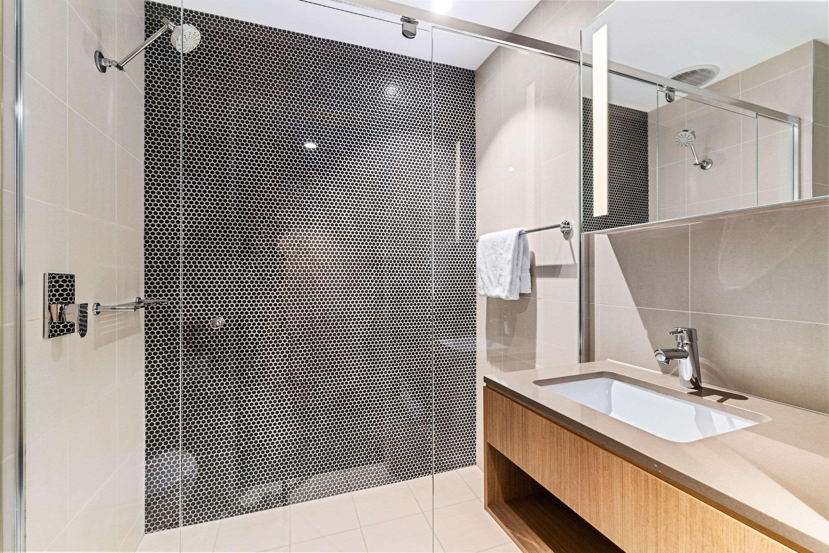 Double Queen Size Bed