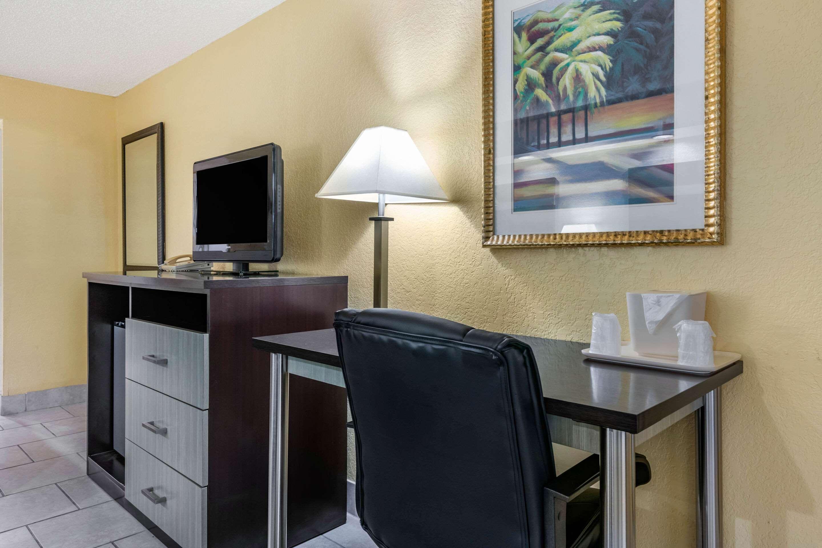 Double Two Queen Beds