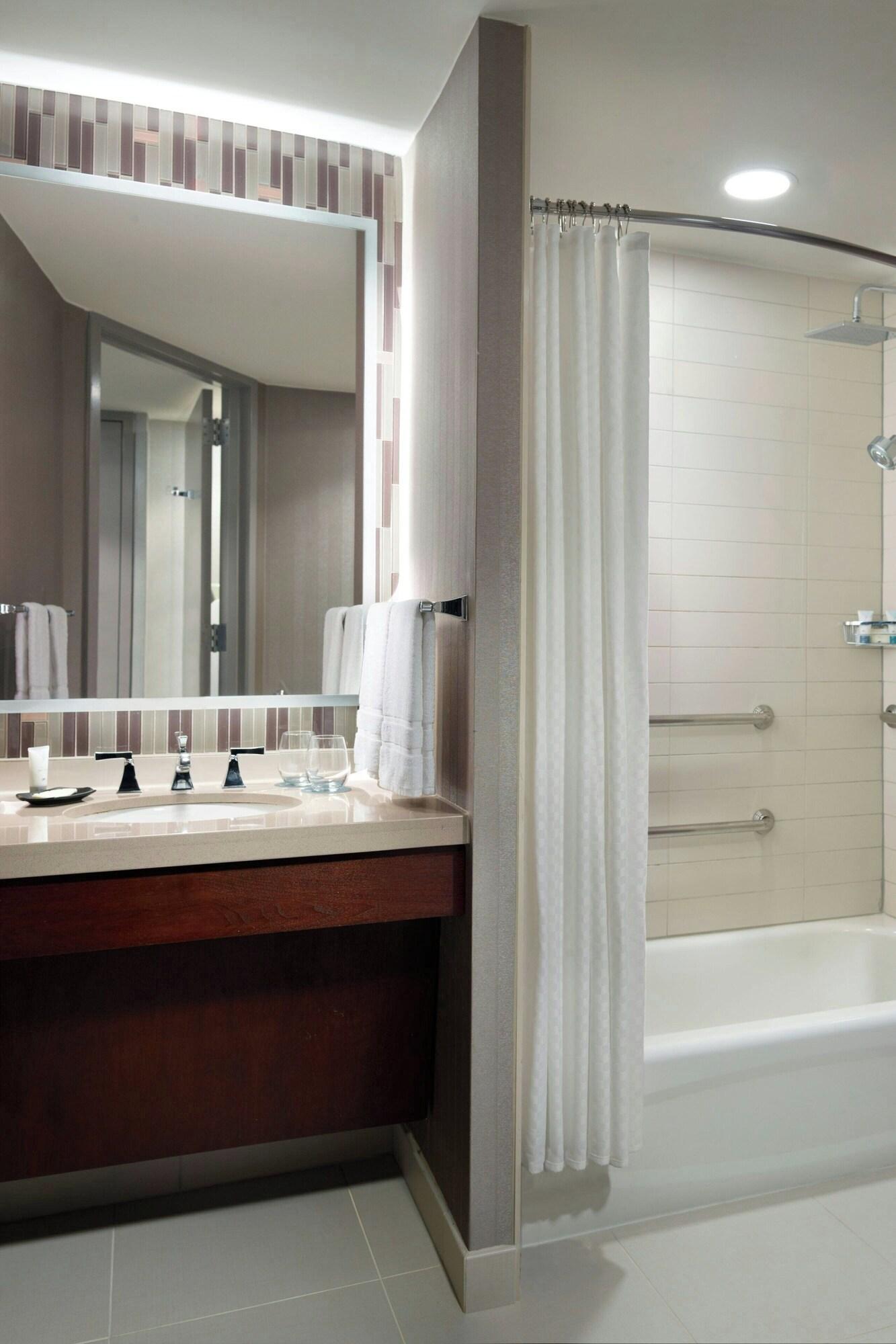 Double Queen Size Bed