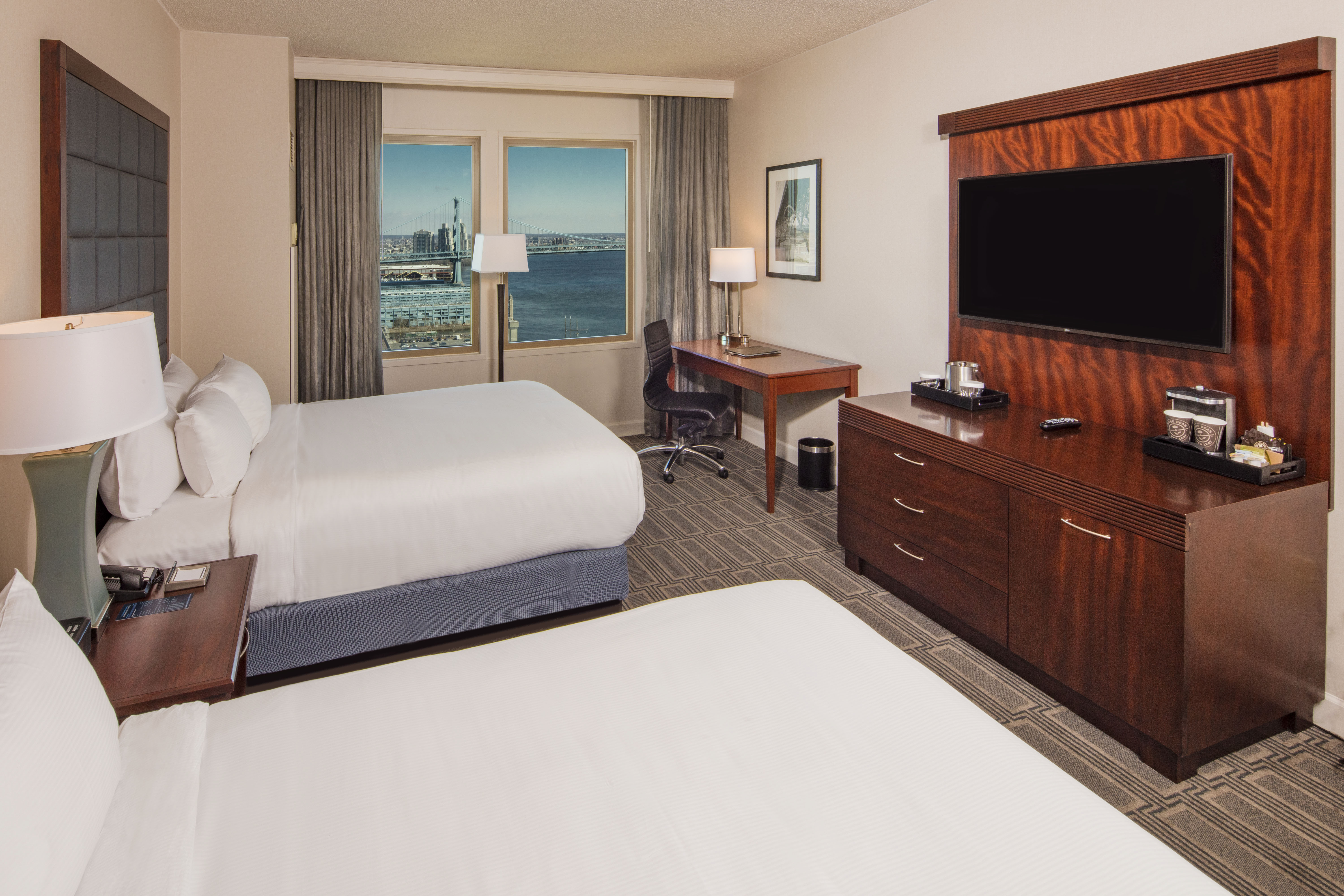 Suite Two Queen Beds