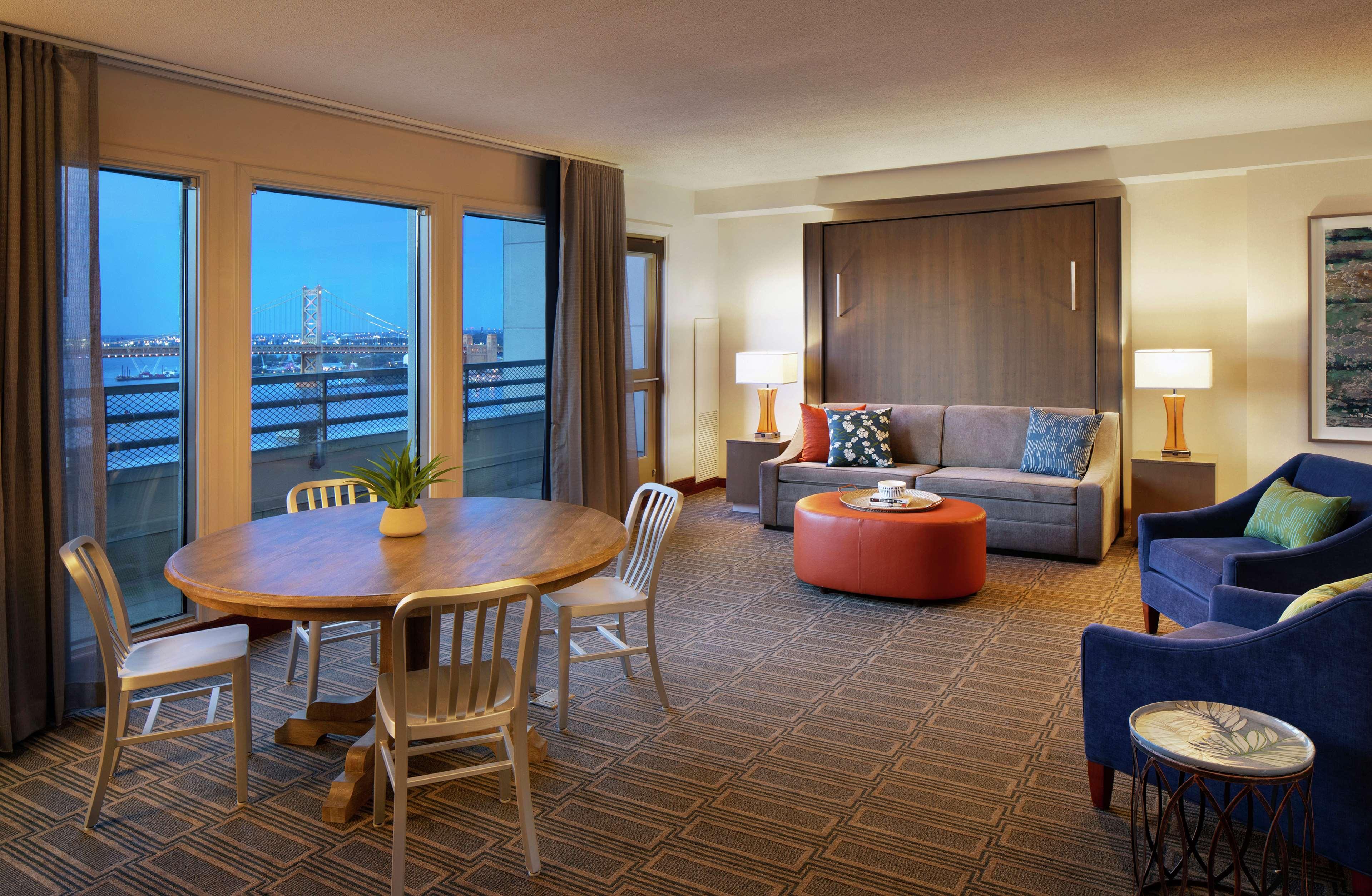 Studio King Size Bed