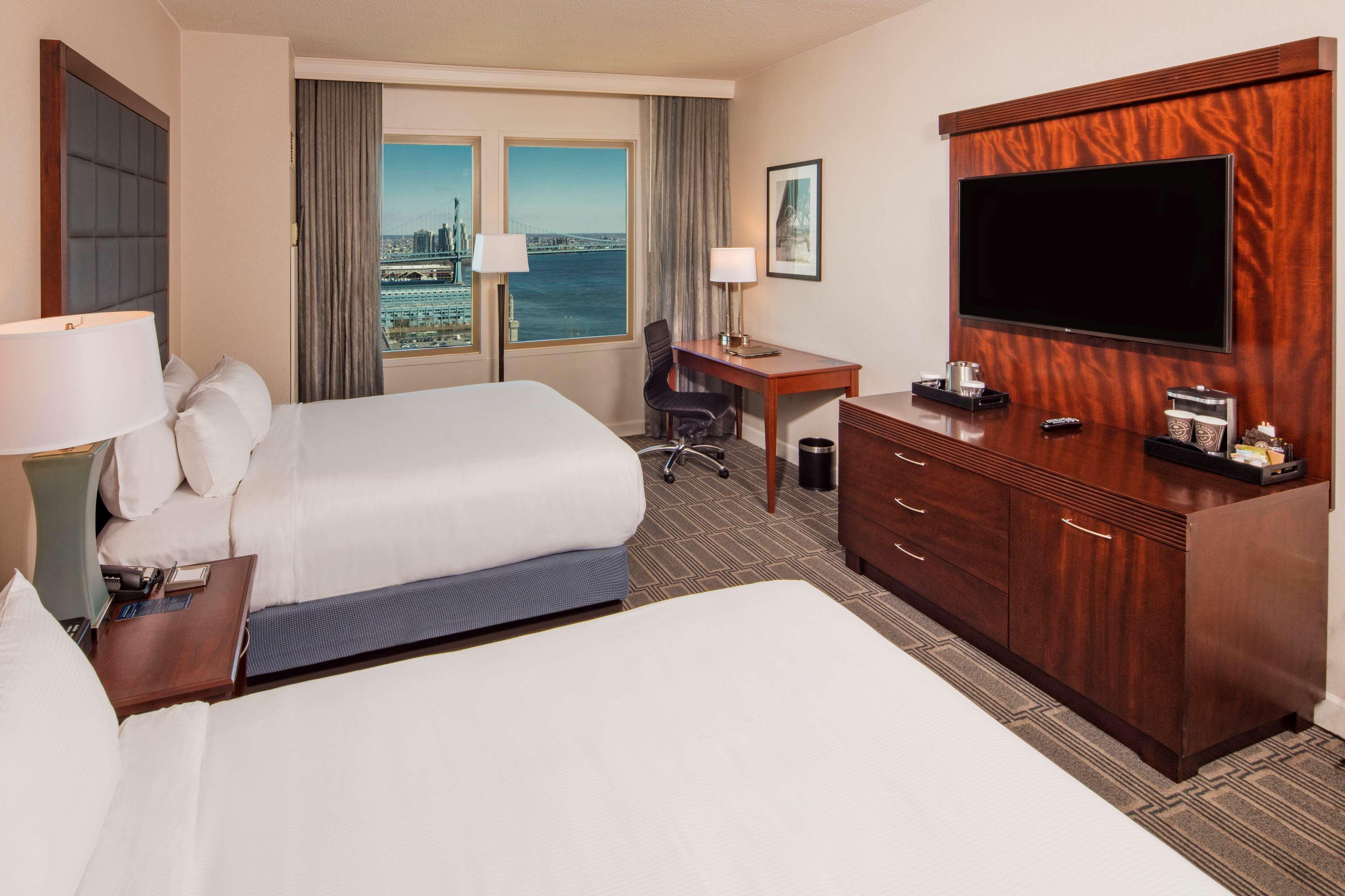 Room Executive Two Queen Beds