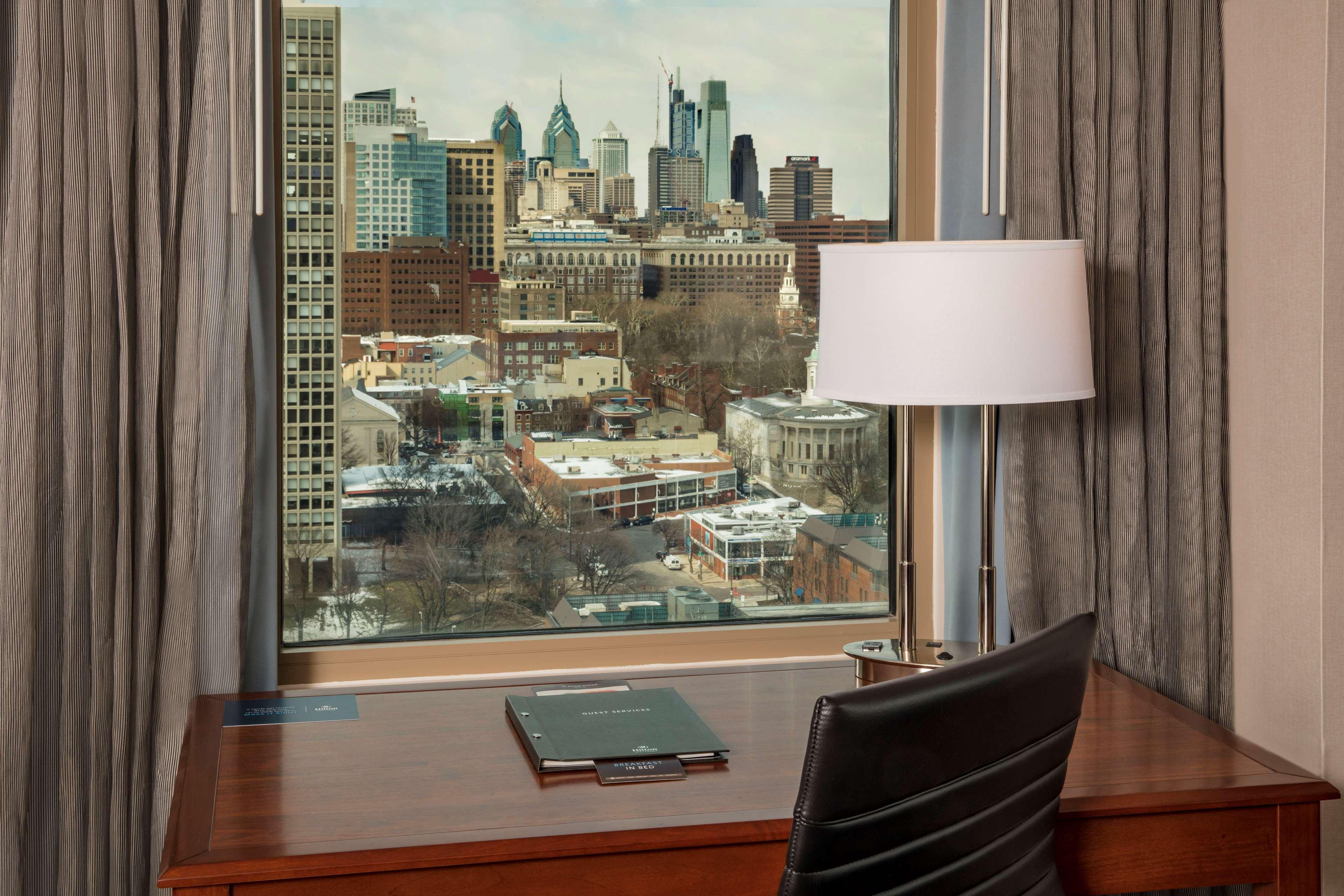 Room City View King Bed