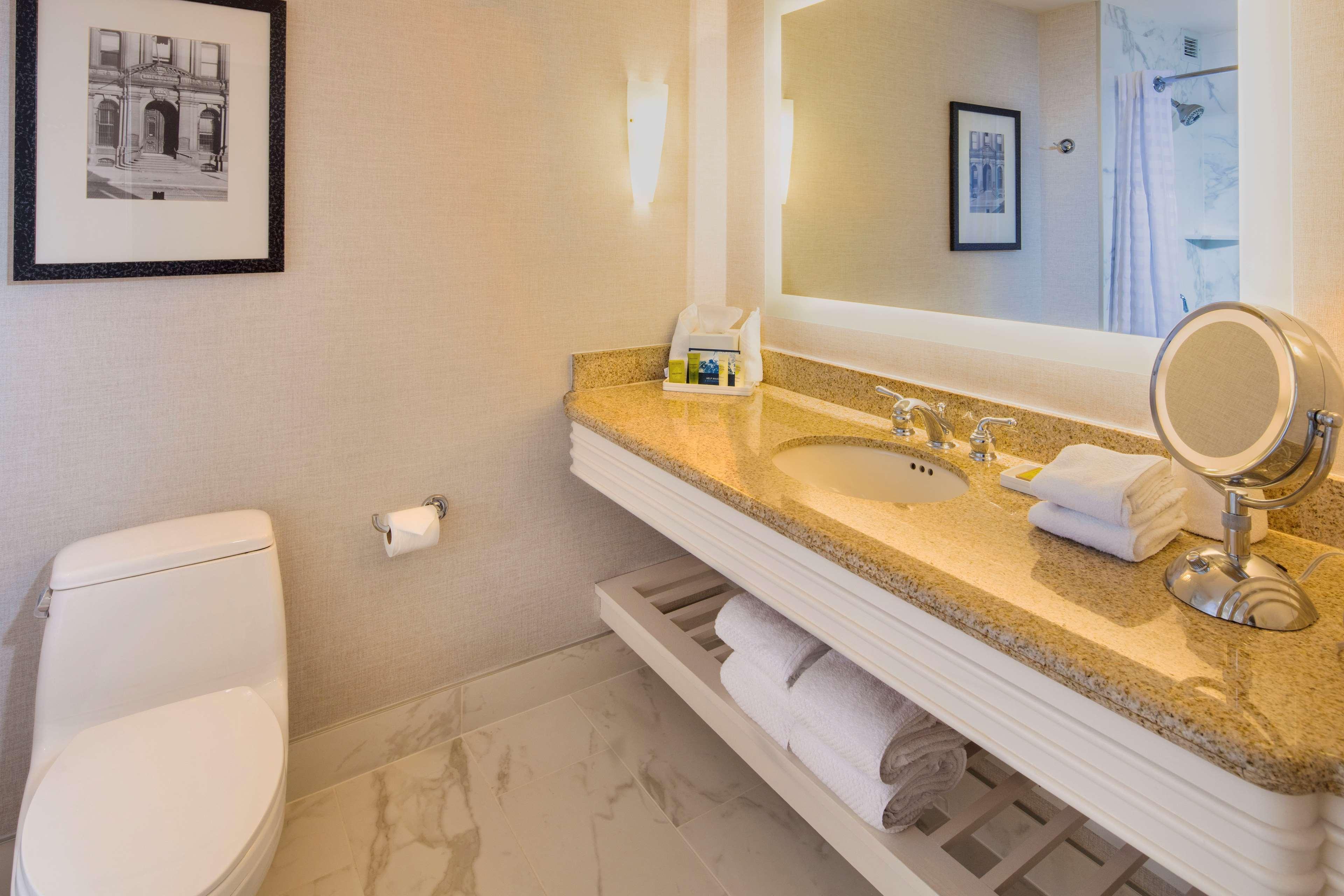 Room Executive Two Queen Beds