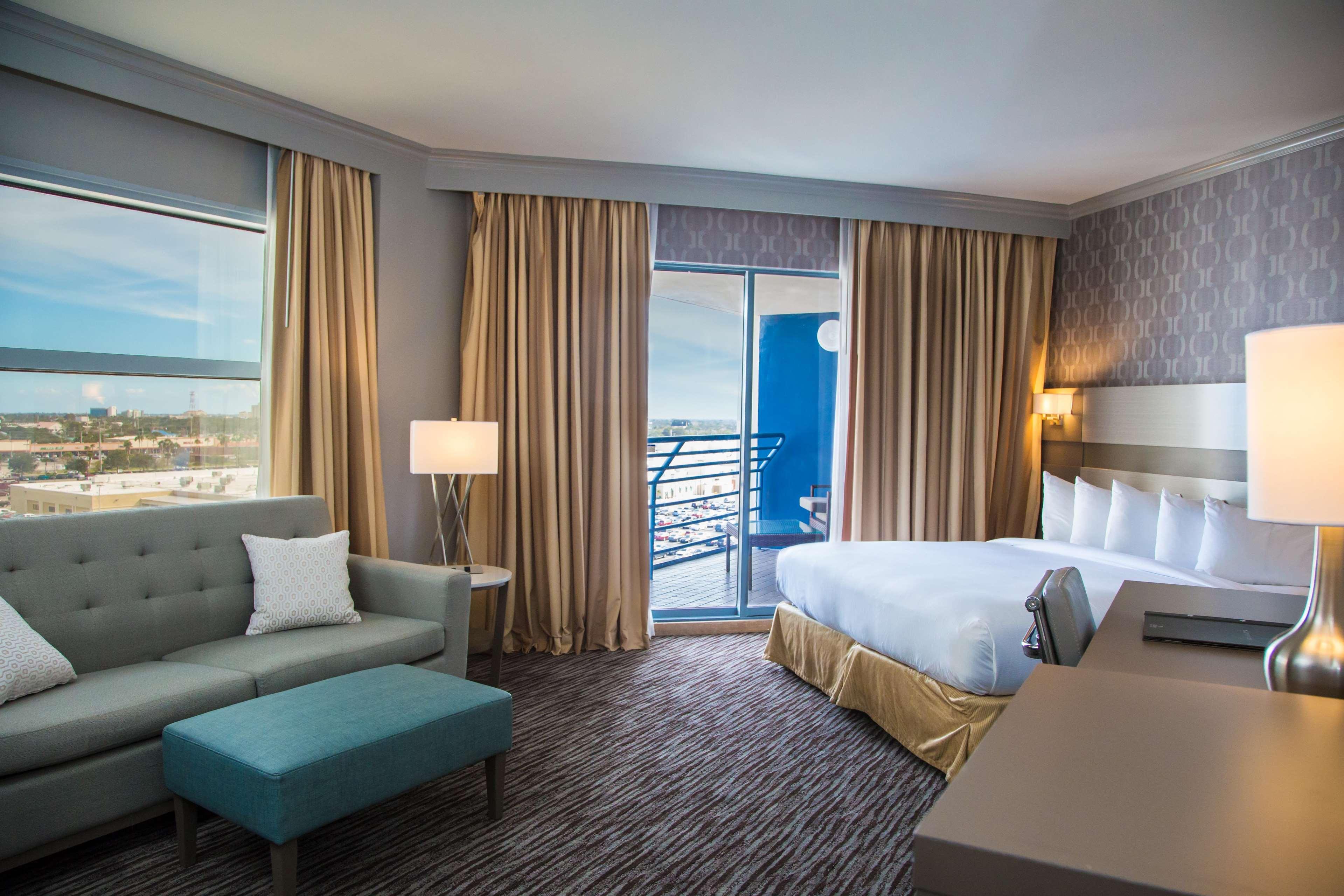 Junior Suite with Balcony