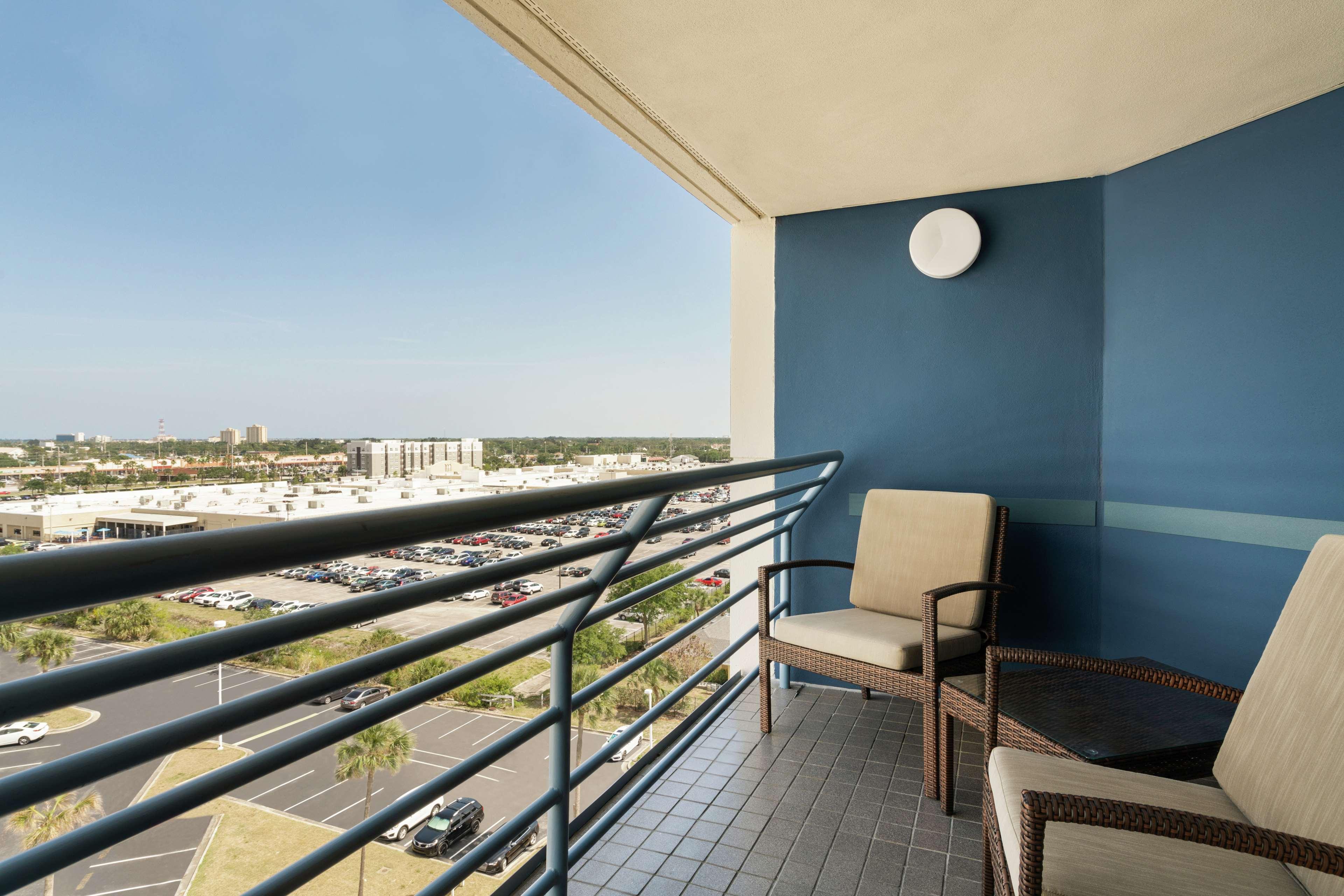 Junior Suite King Size Bed