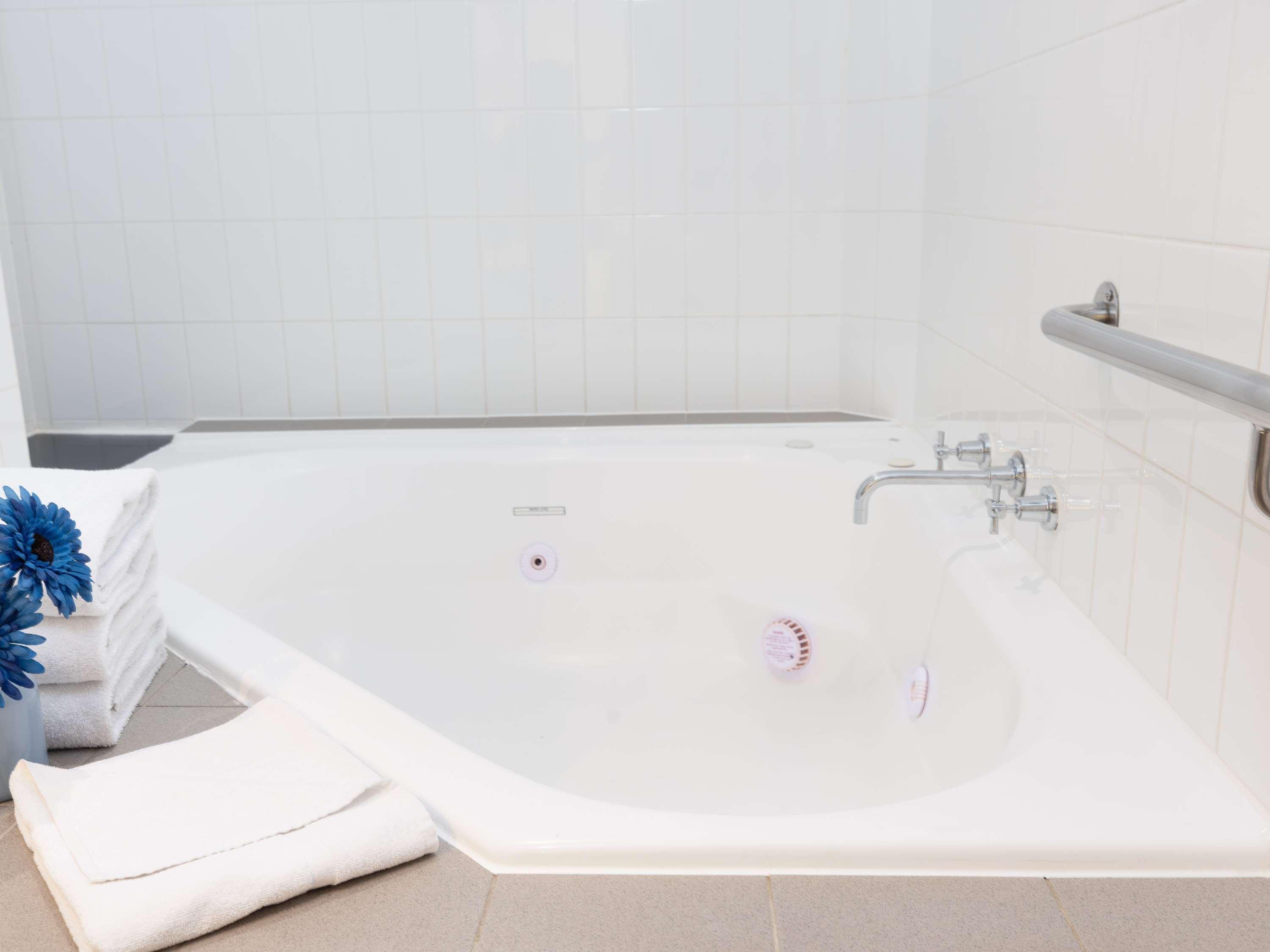 Junior Suite King Size Bed