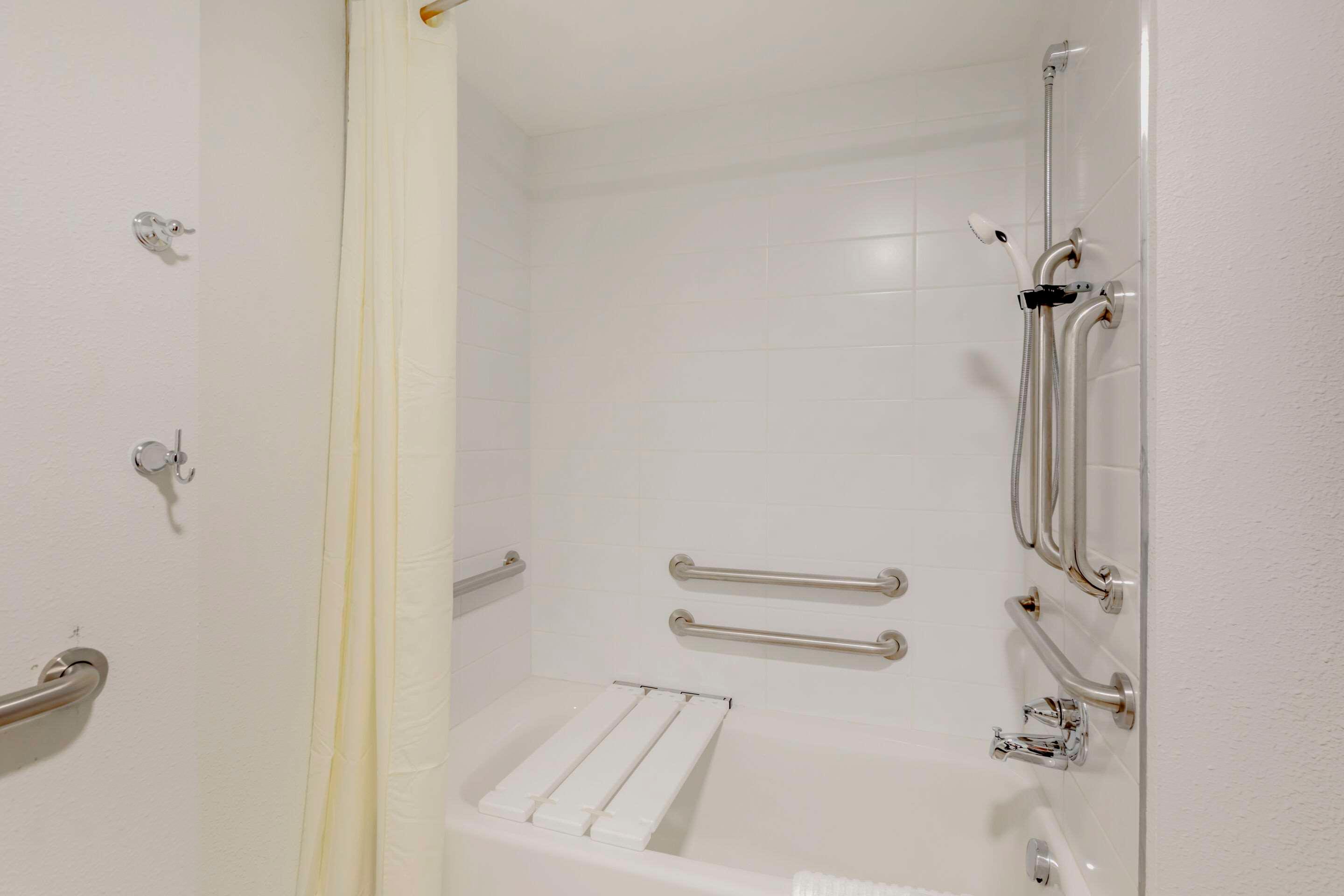 Suite Accessible-two Queen Beds