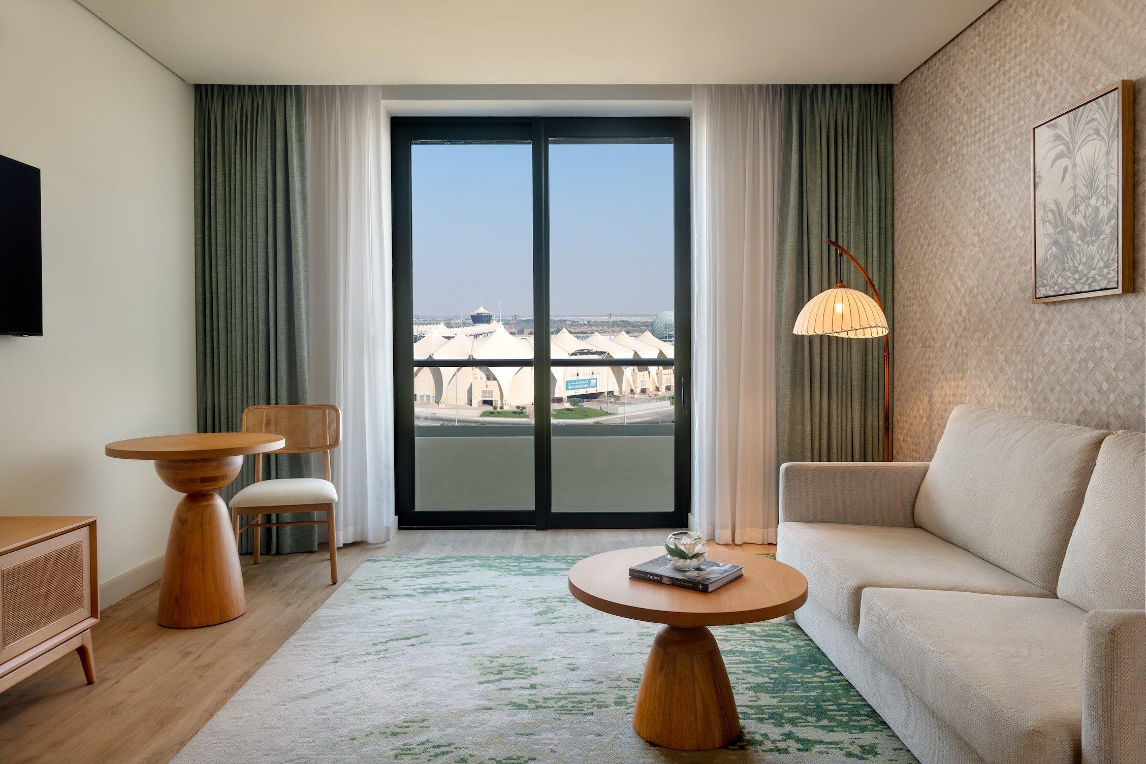 Suite with Balcony with Views