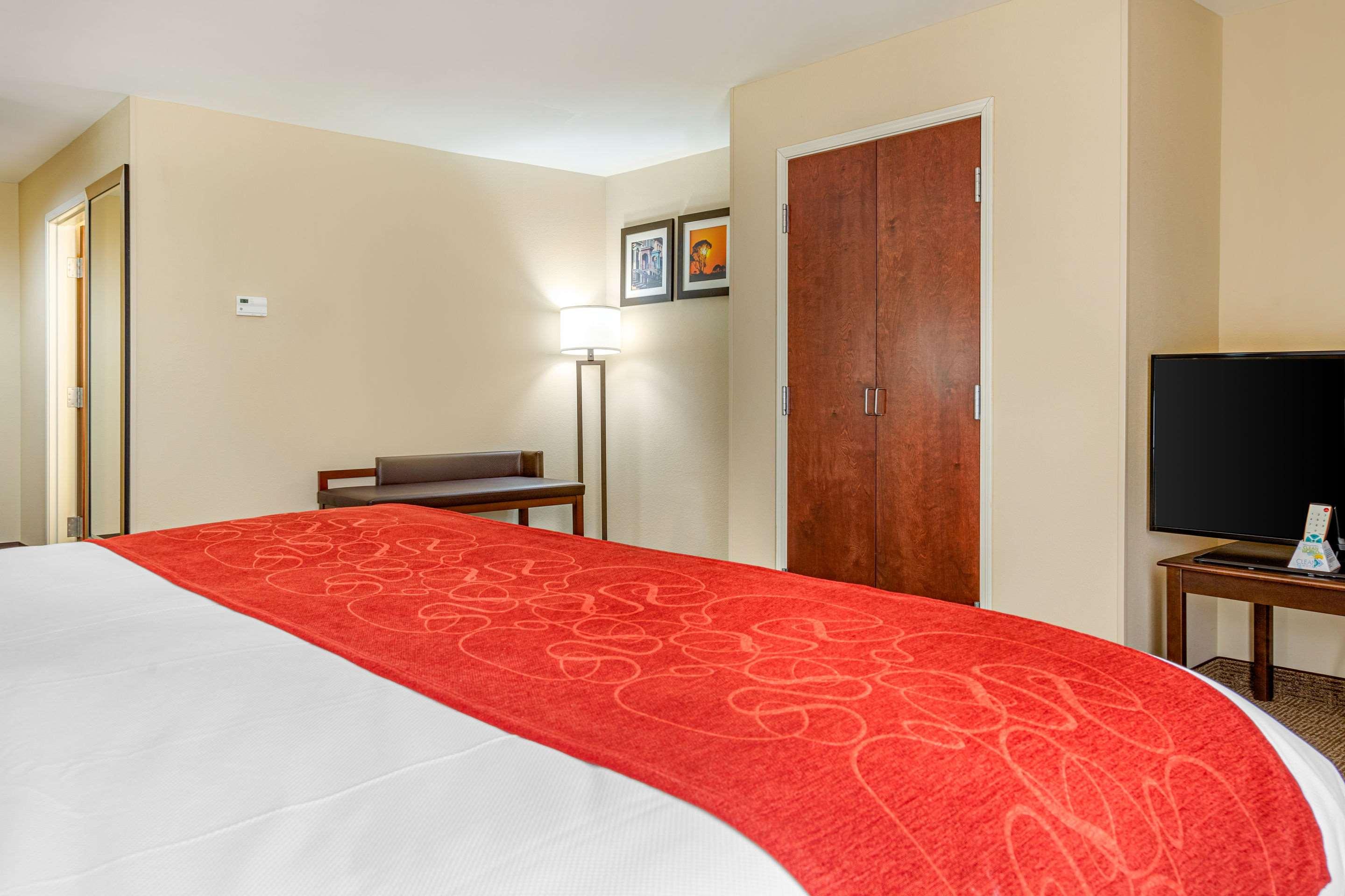 Suite Two Queen Beds