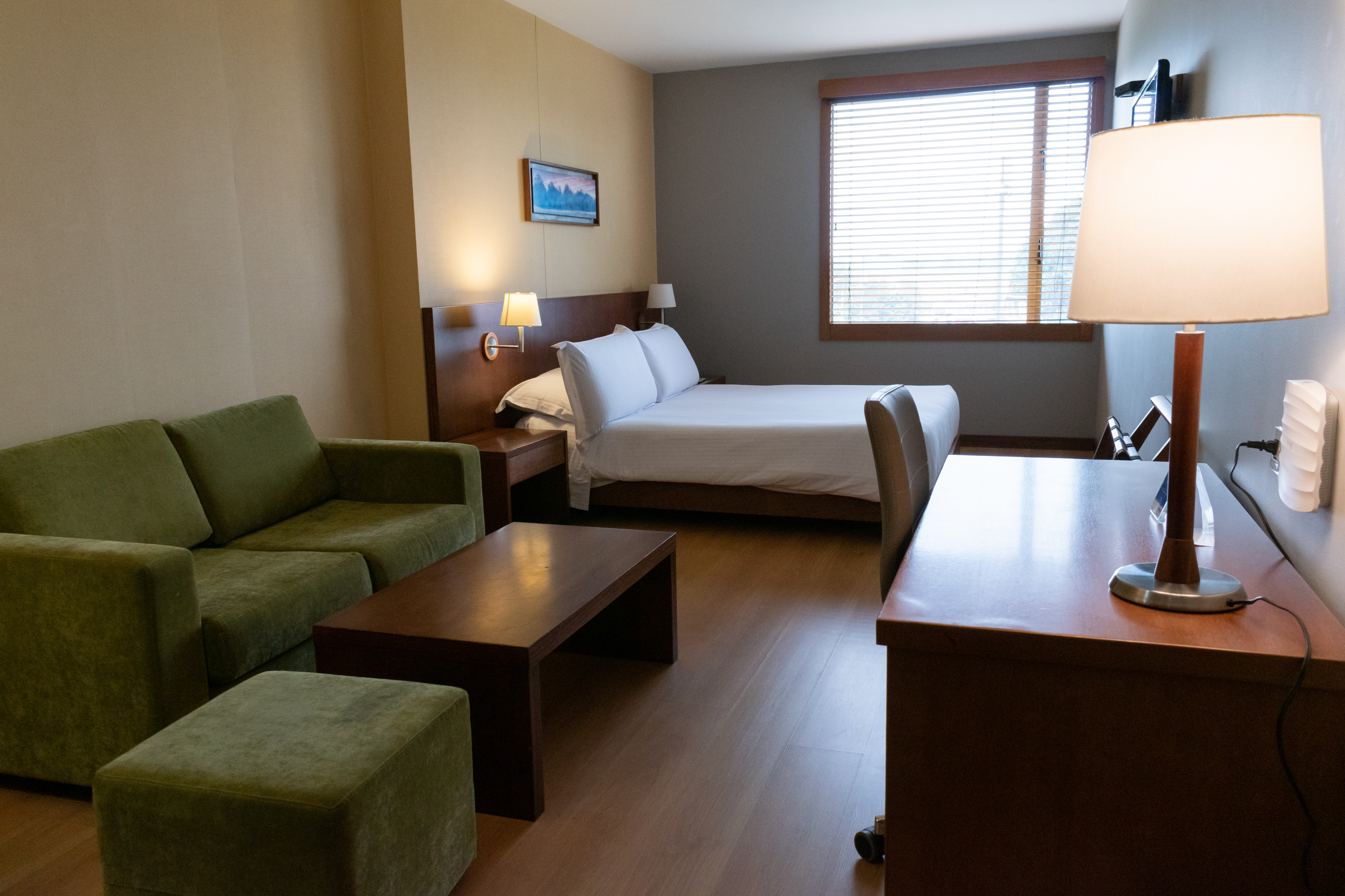 Double Superior Queen Bed