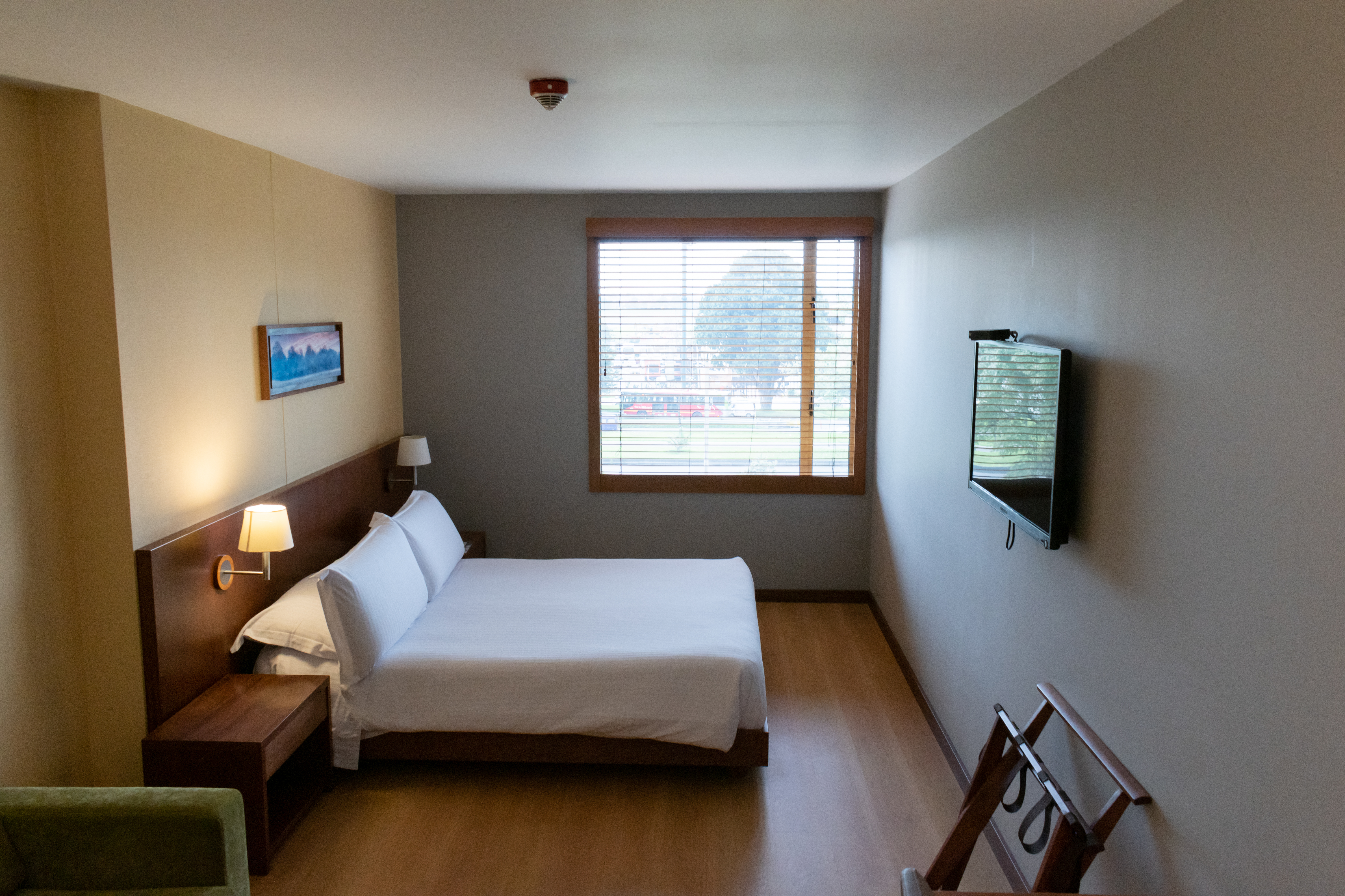 Double Superior Queen Bed