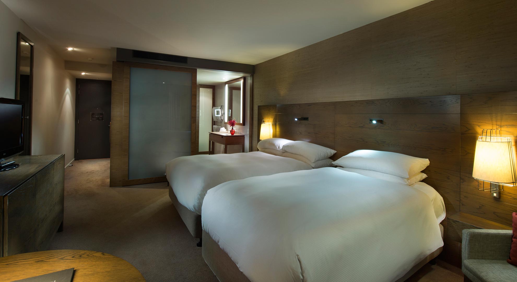 Double Queen Size Bed