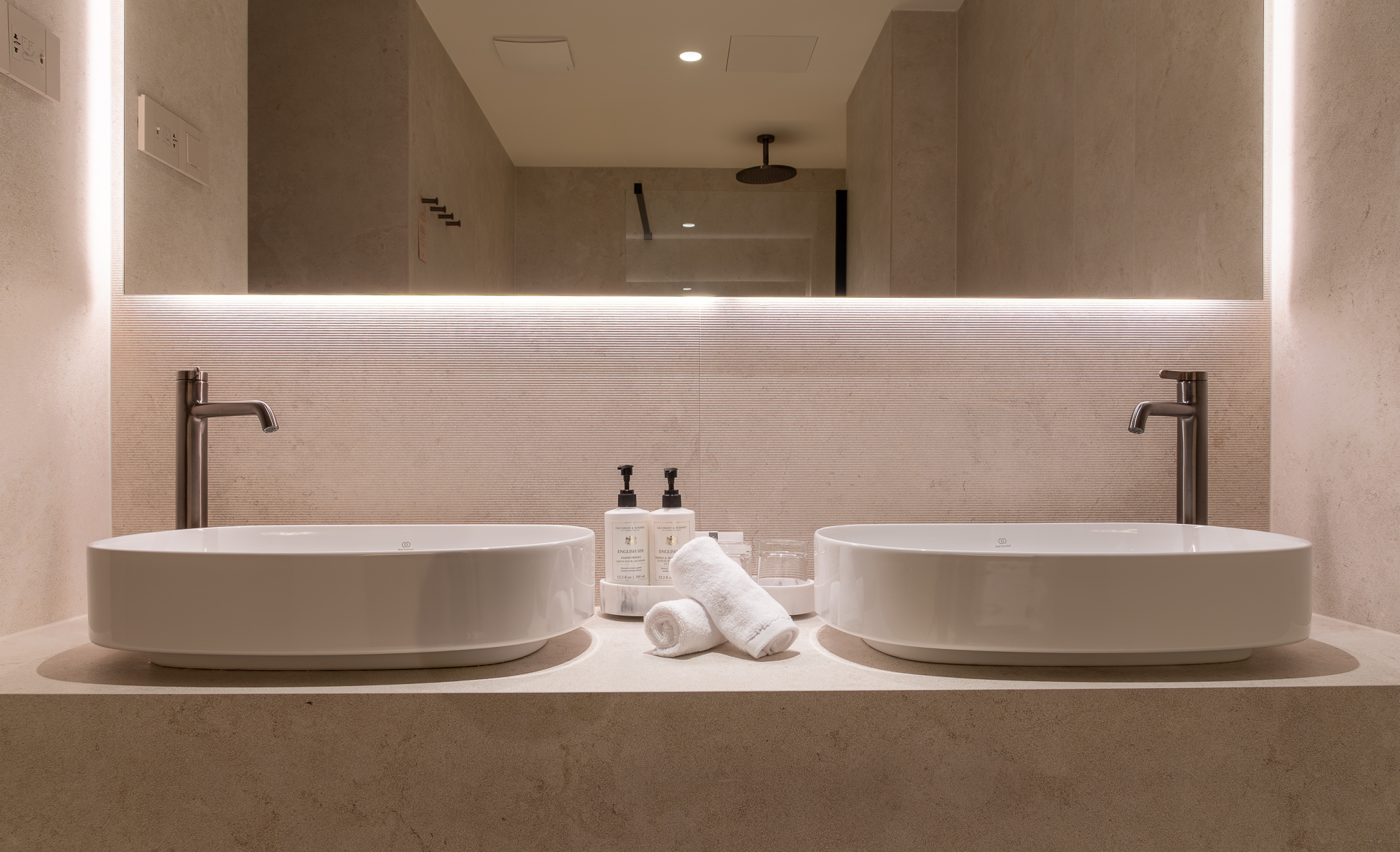 Double or Twin Standard