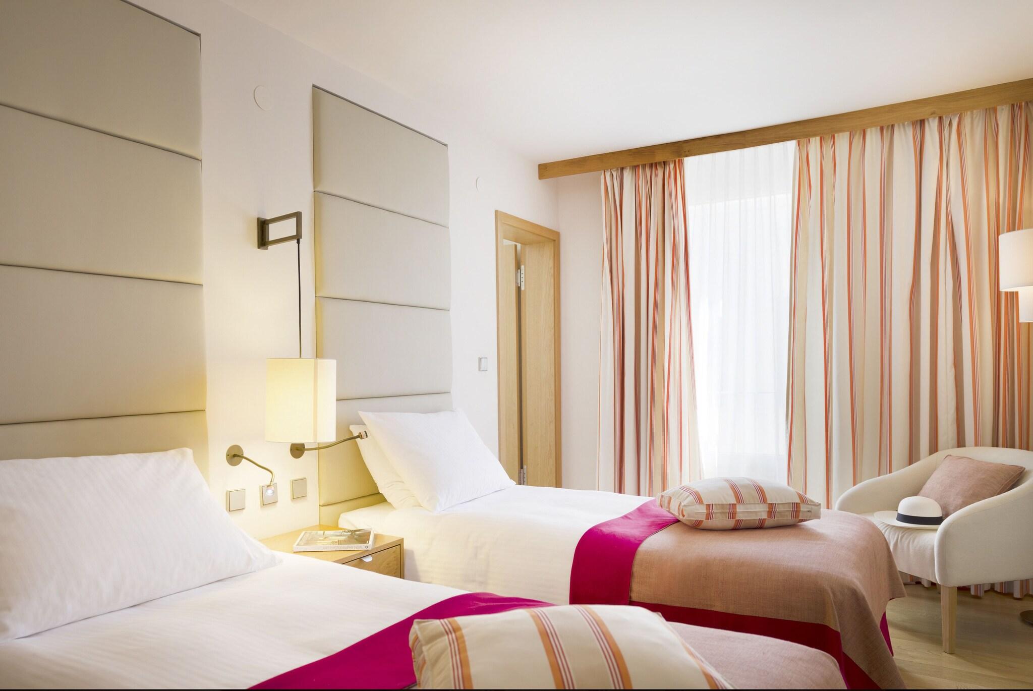 Apartment Deluxe with Views