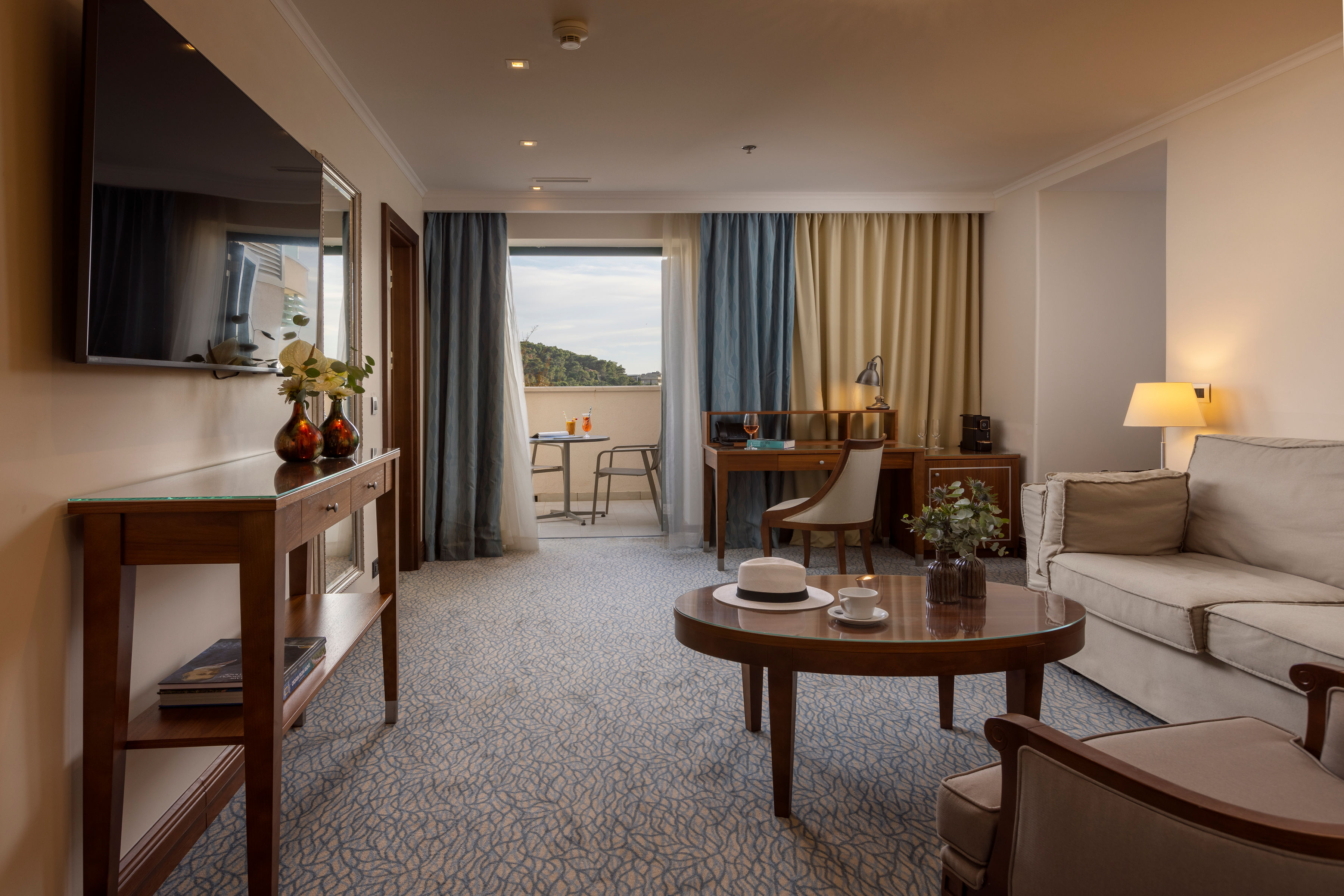 Junior Suite with Balcony