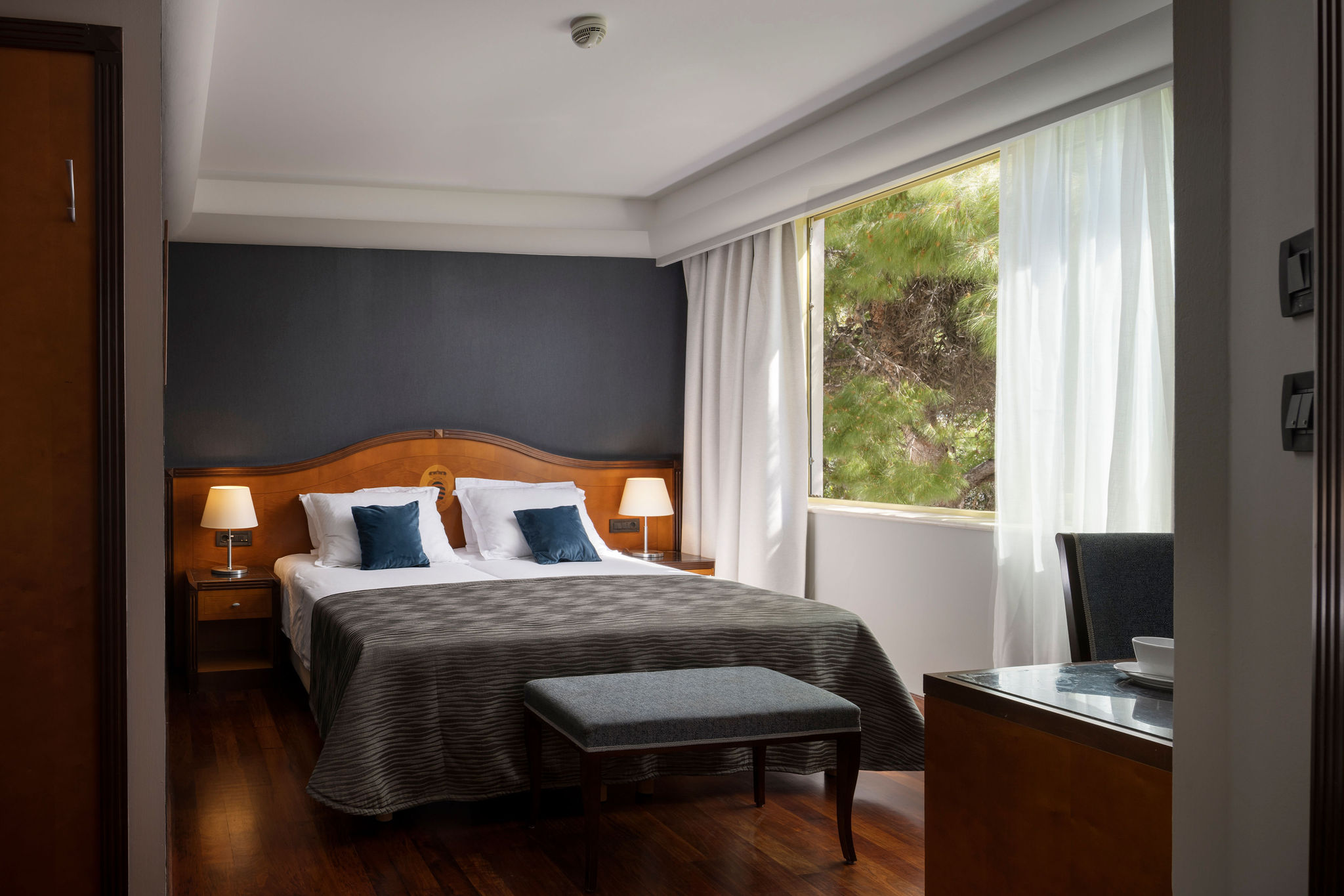 Double Single Classic