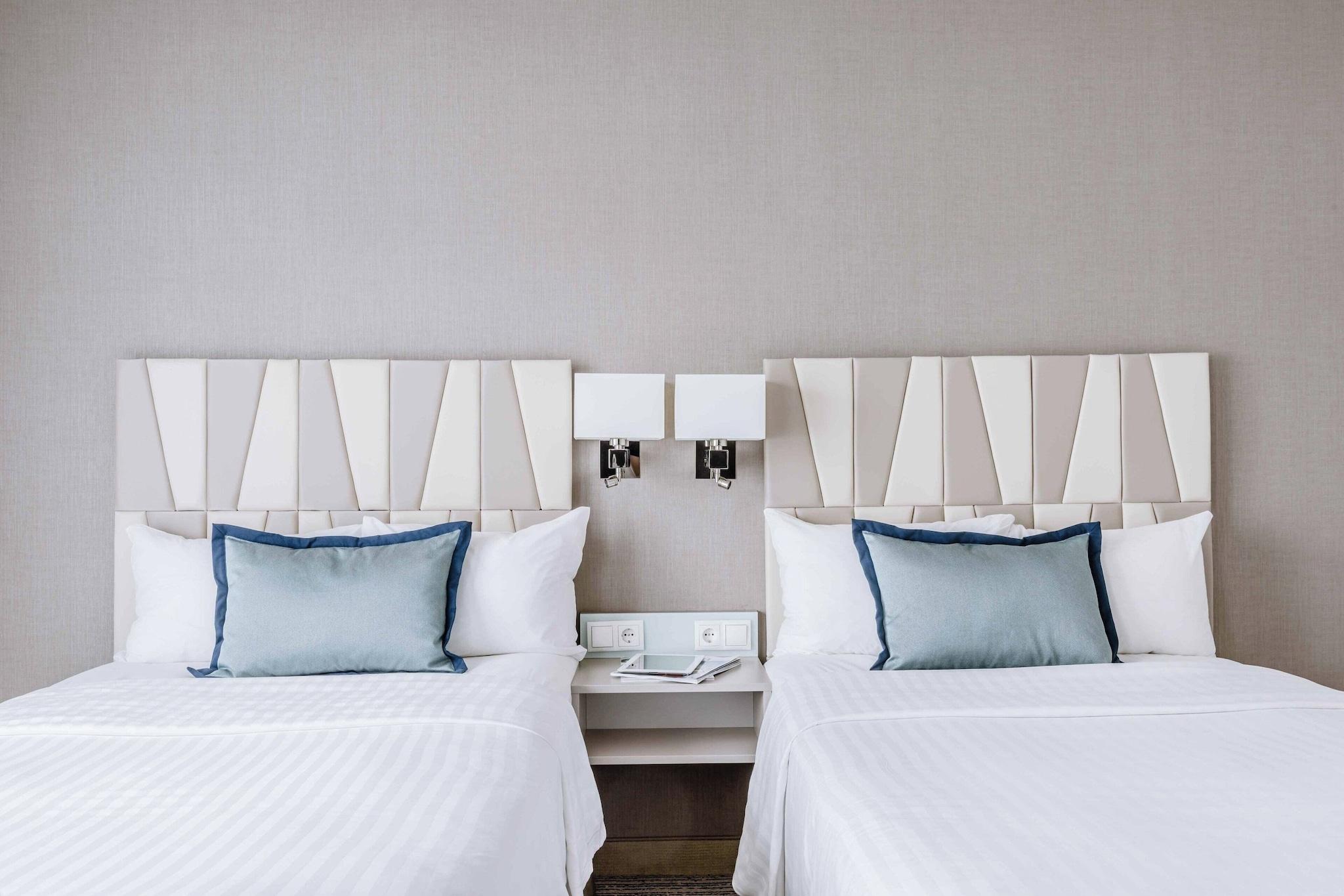 Twin Deluxe Two Beds