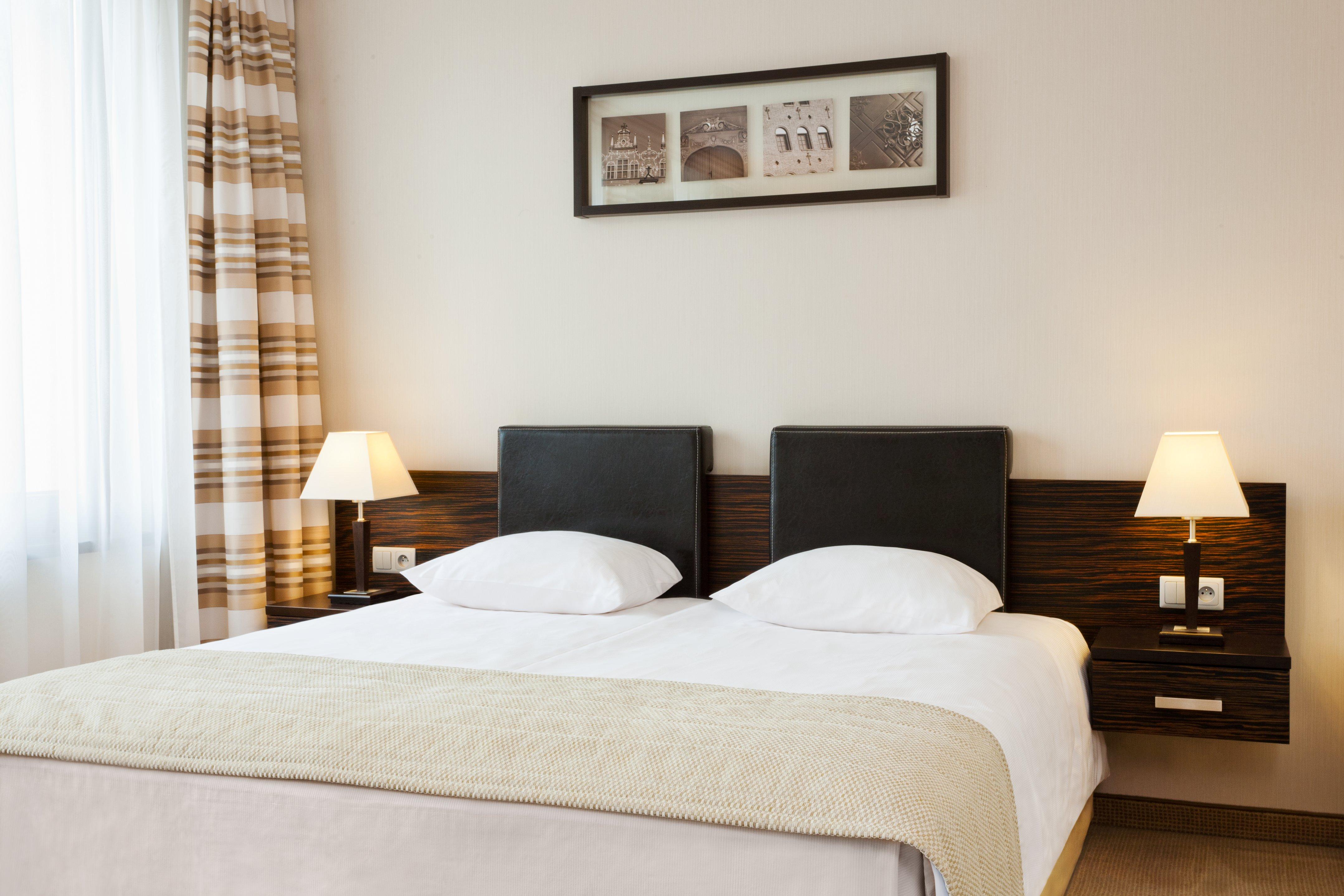 Double or Twin Standard