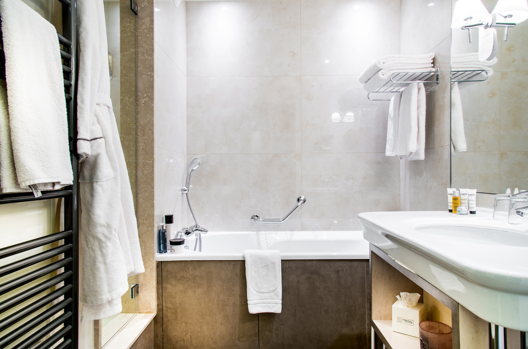 Double or Twin Lake View