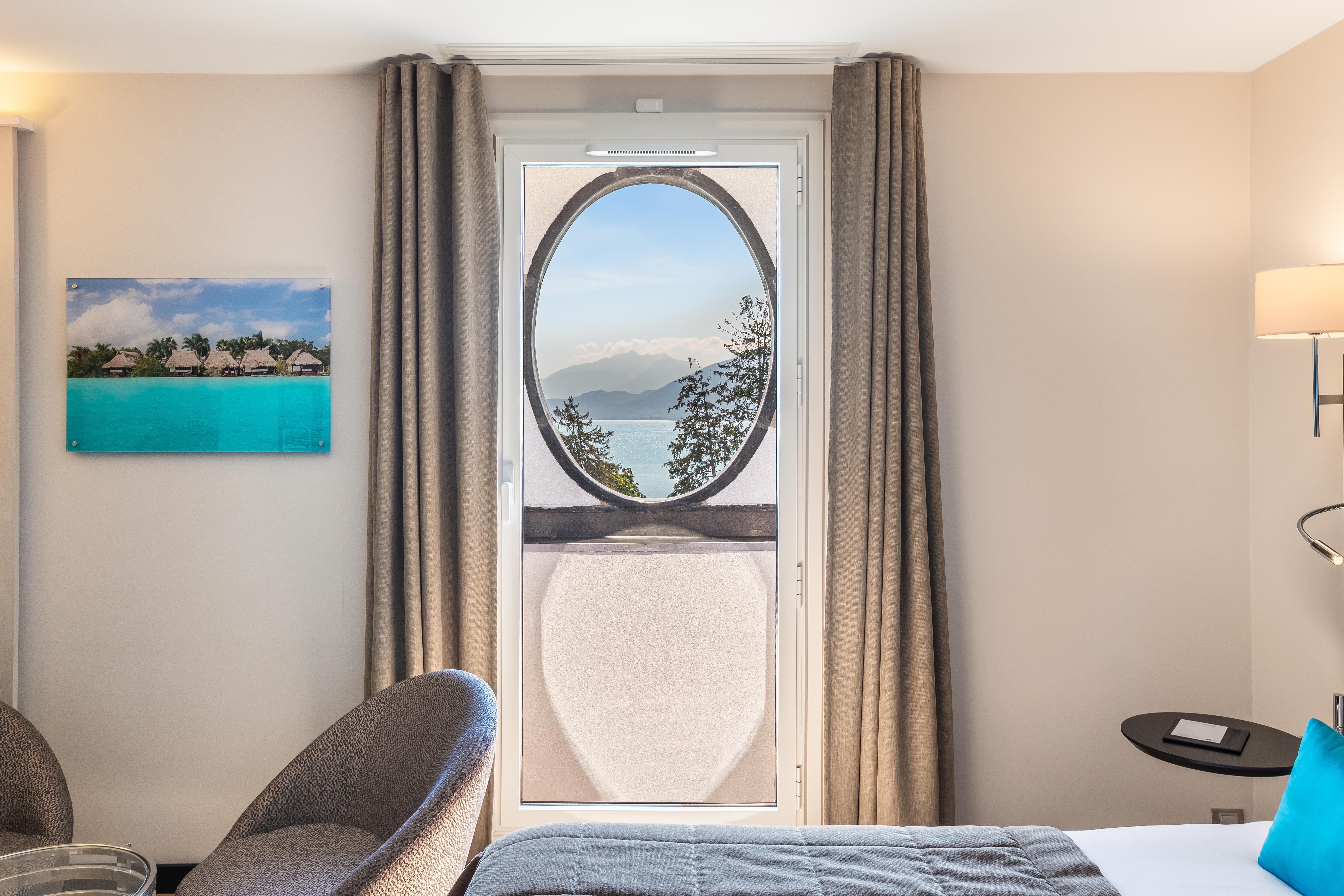 Double or Twin Lake View