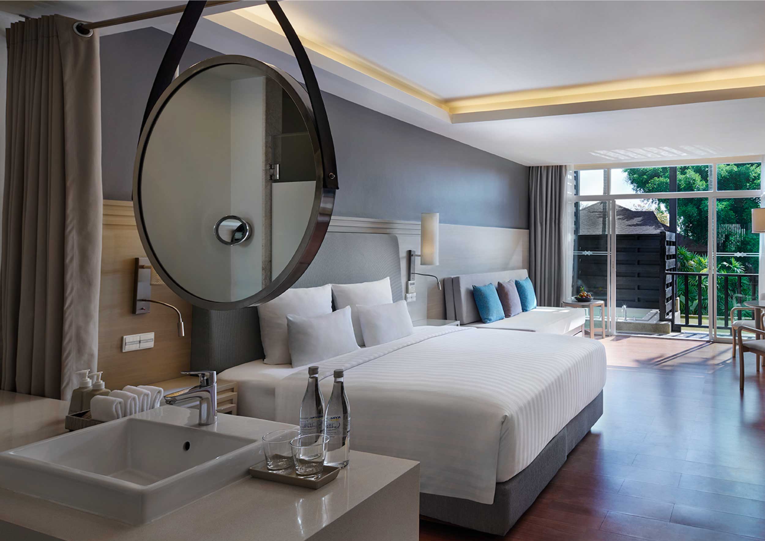 Family Room King Size Bed