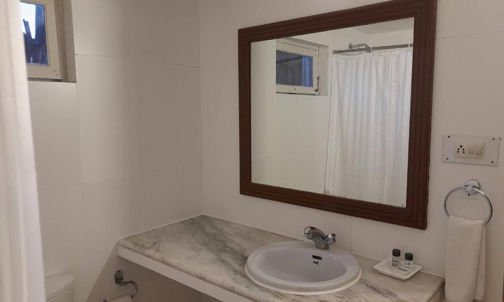 Double Deluxe One Bed