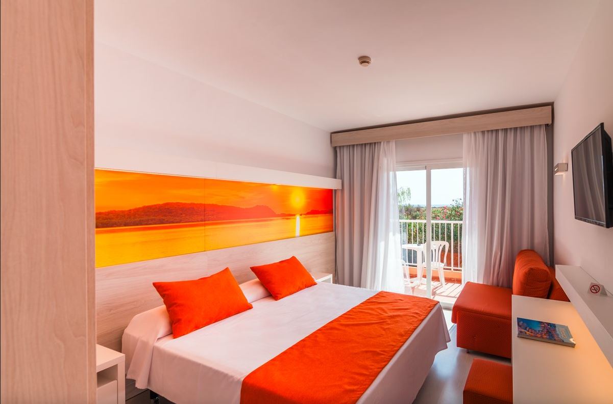 Double or Twin Standard