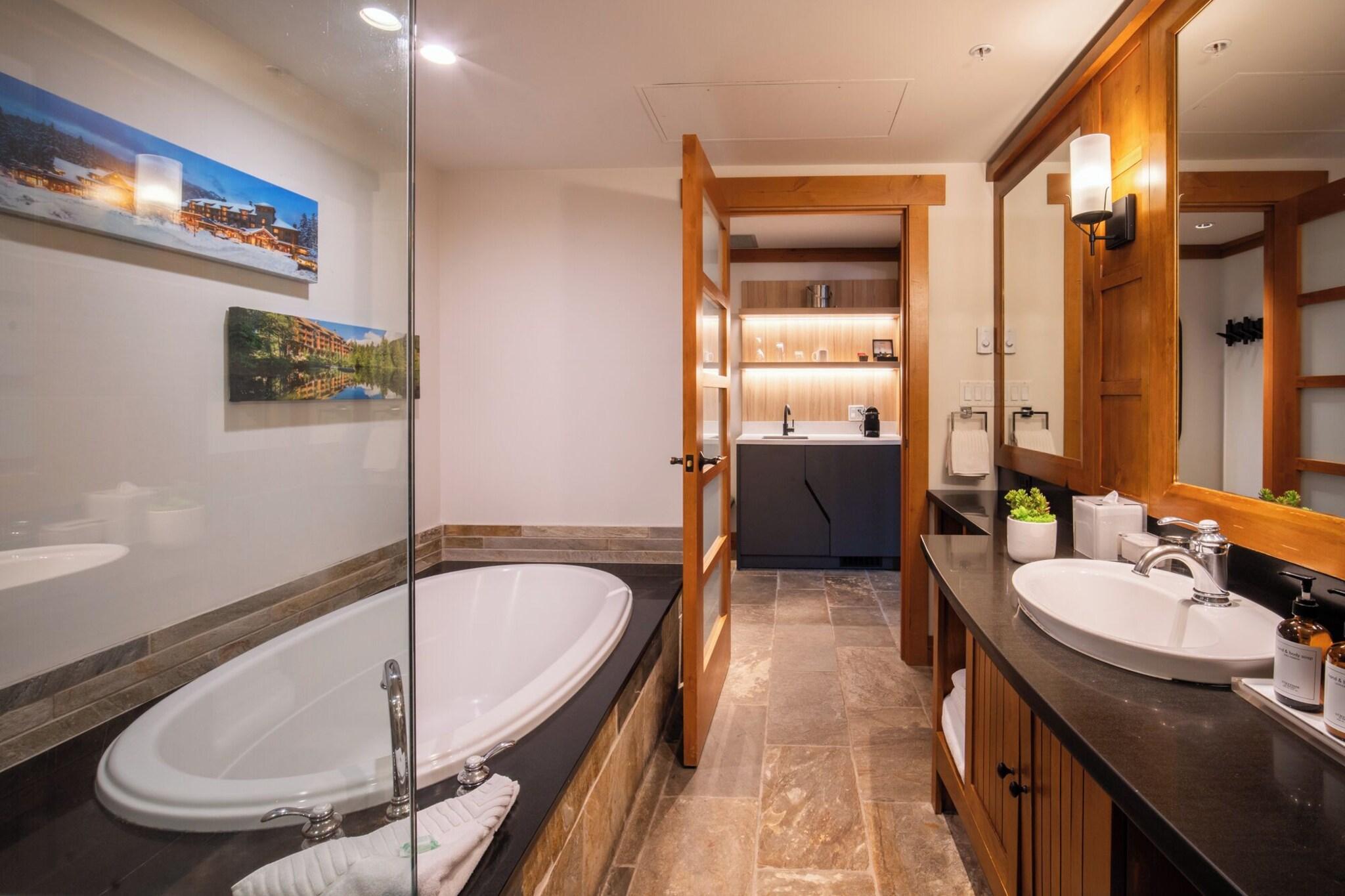 Studio King Size Bed