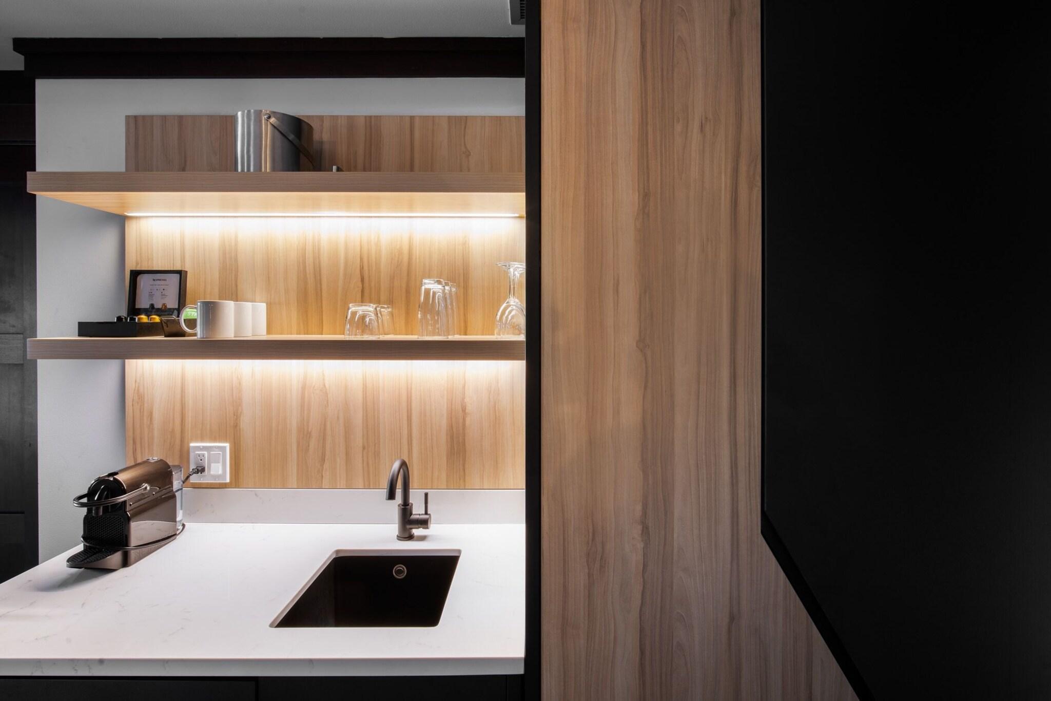 Suite King Bed One Bedroom 