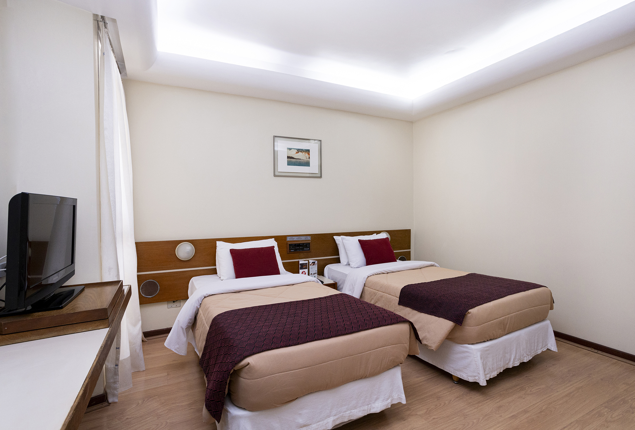 Room Deluxe with Air Conditioning