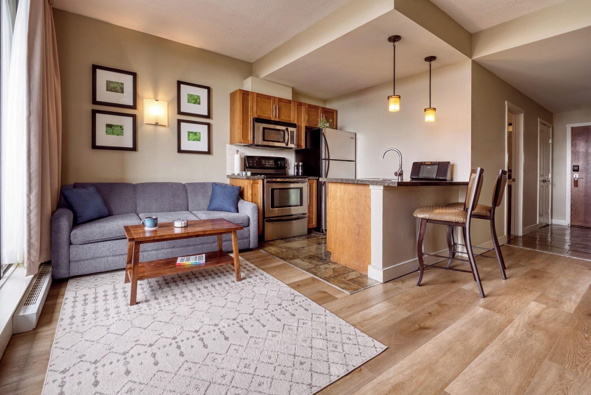 Suite Queen Size Bed