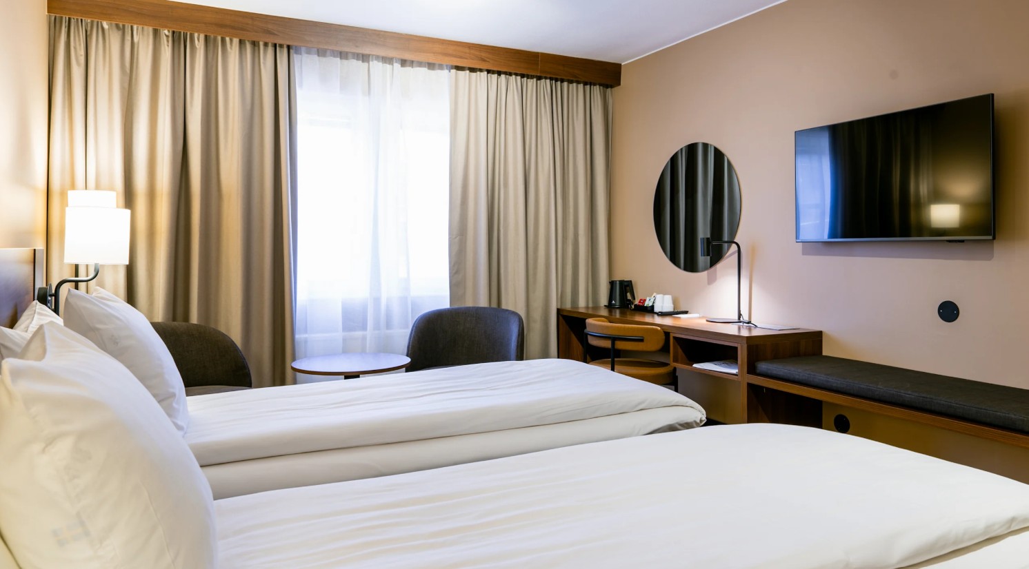 Double or Twin Standard