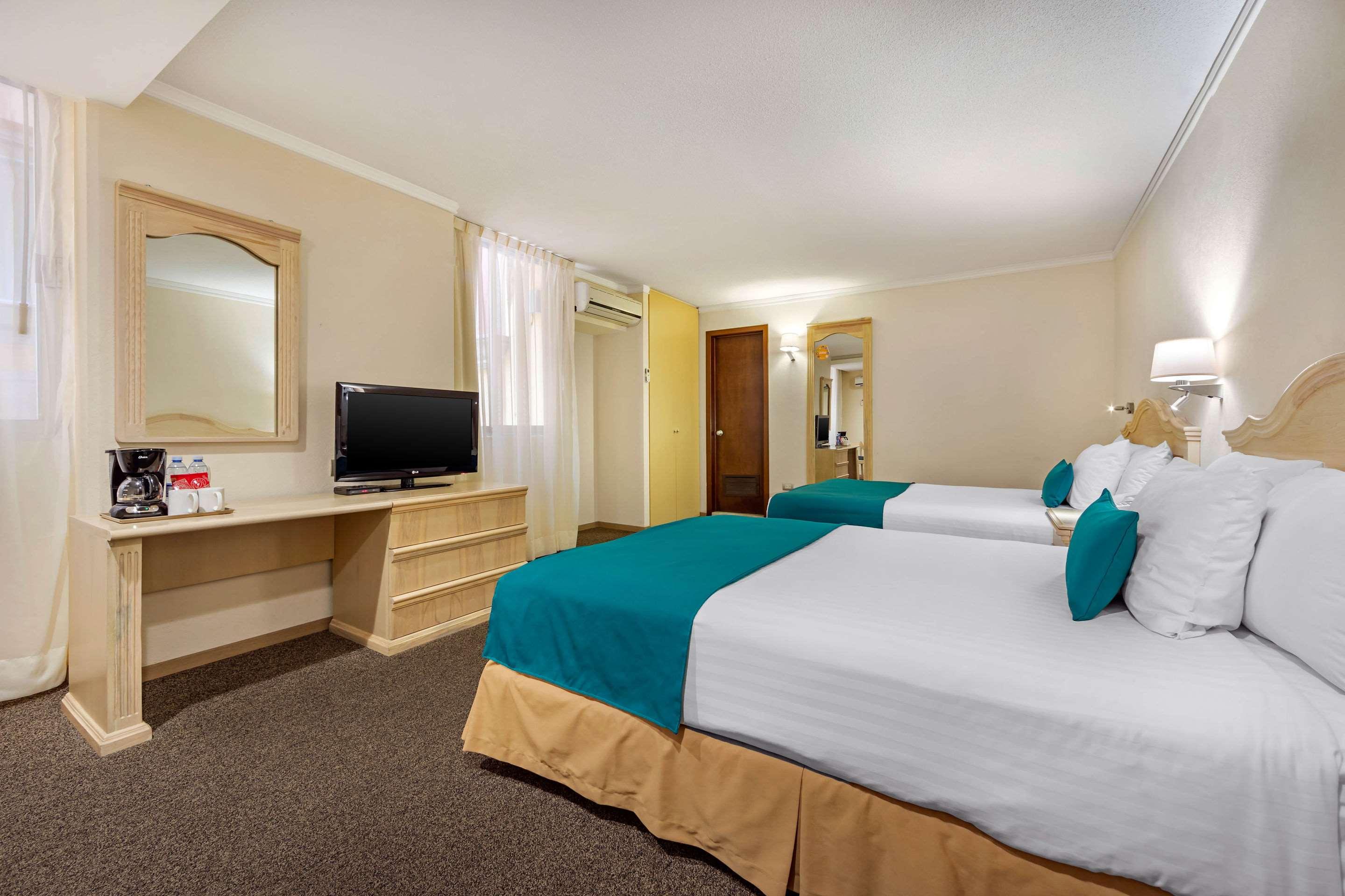 Double Two Double Beds Non Smoking