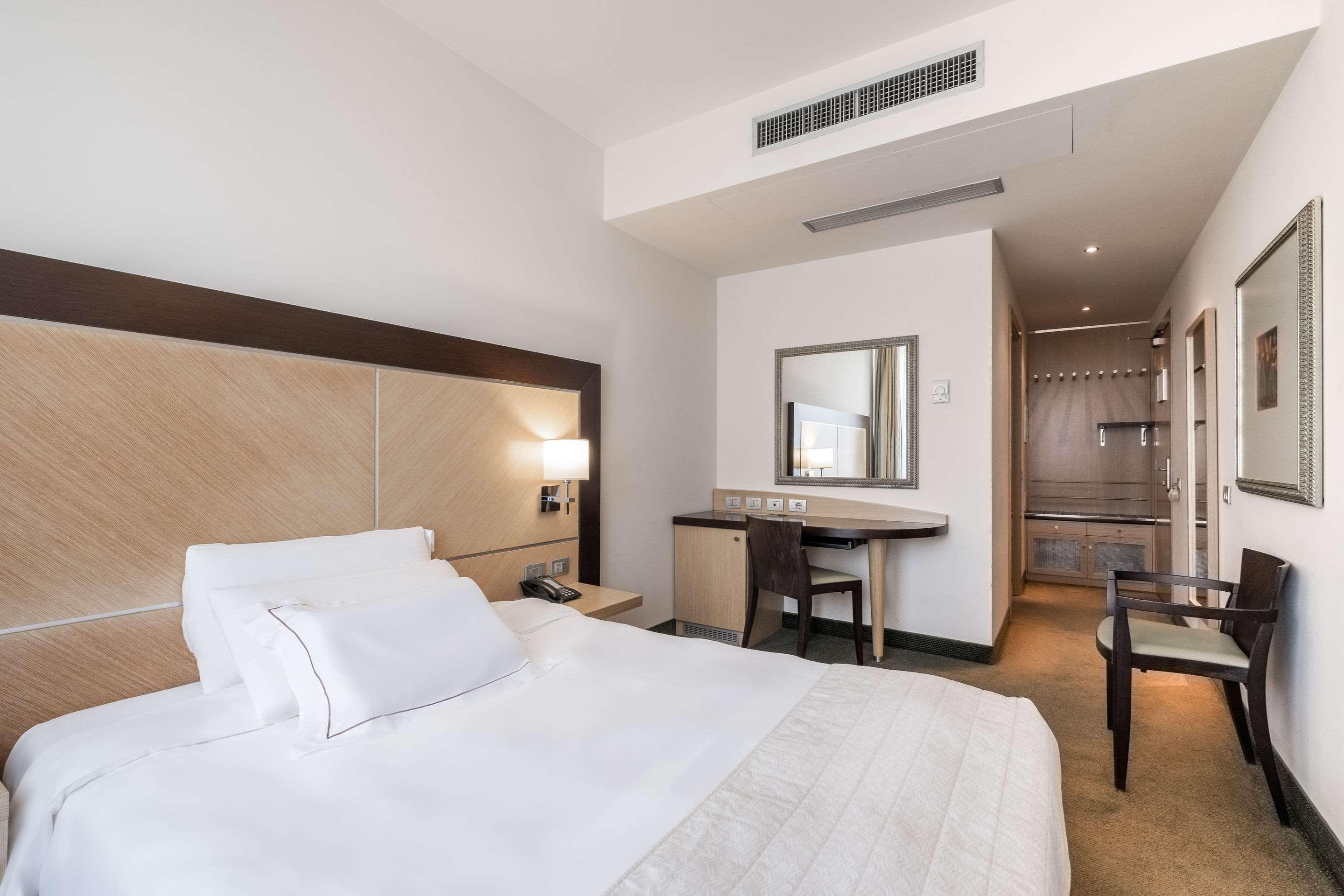 Double Superior with Views