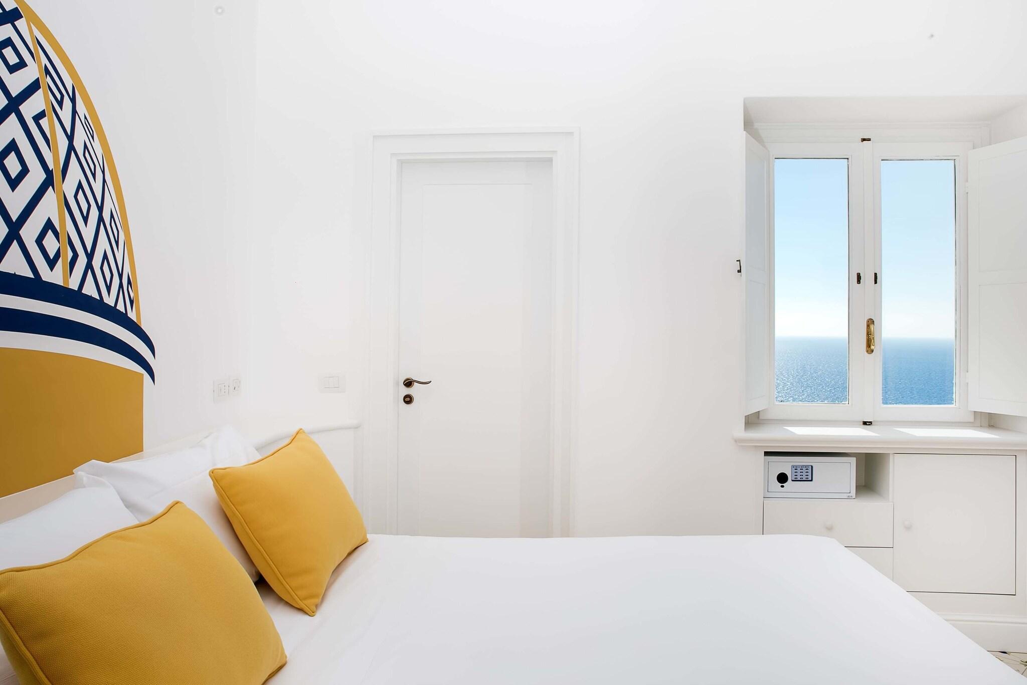 Double or Twin Comfort Sea View