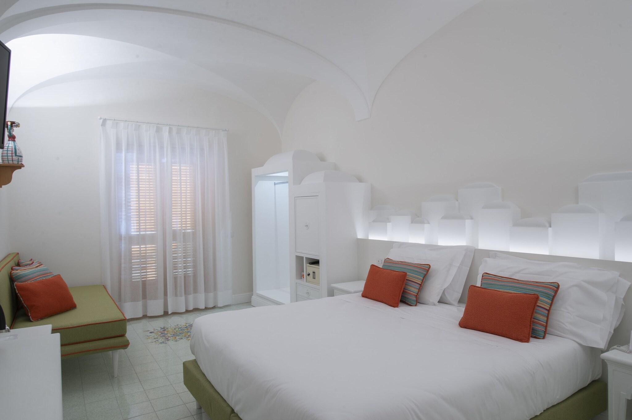 Quadruple Three Beds