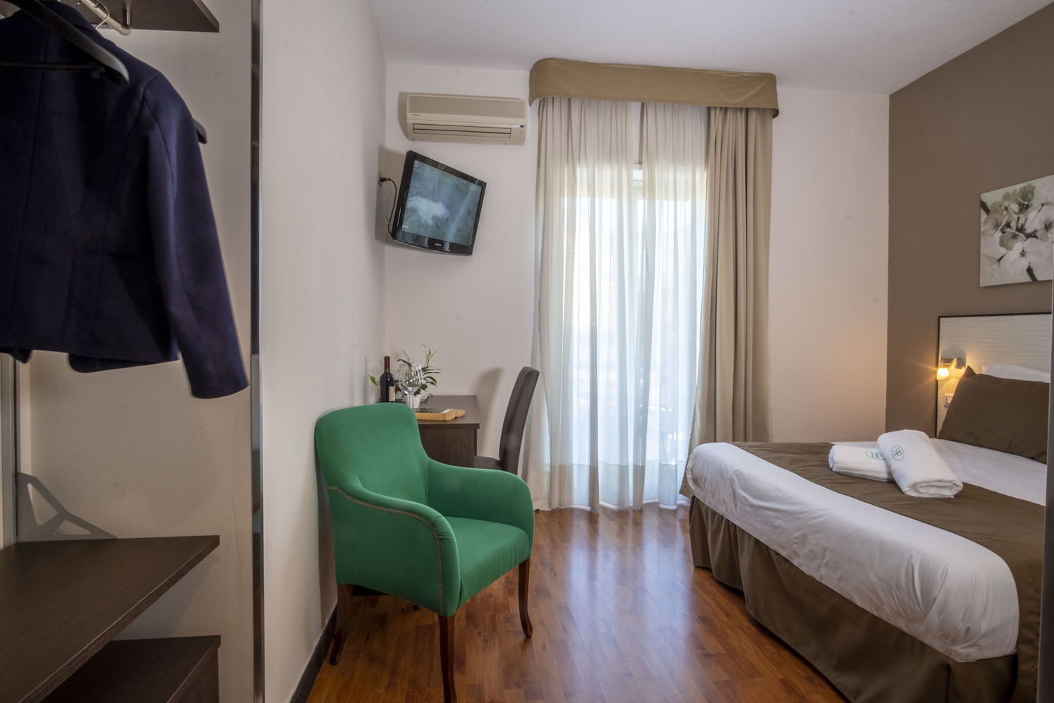 Double or Twin Superior