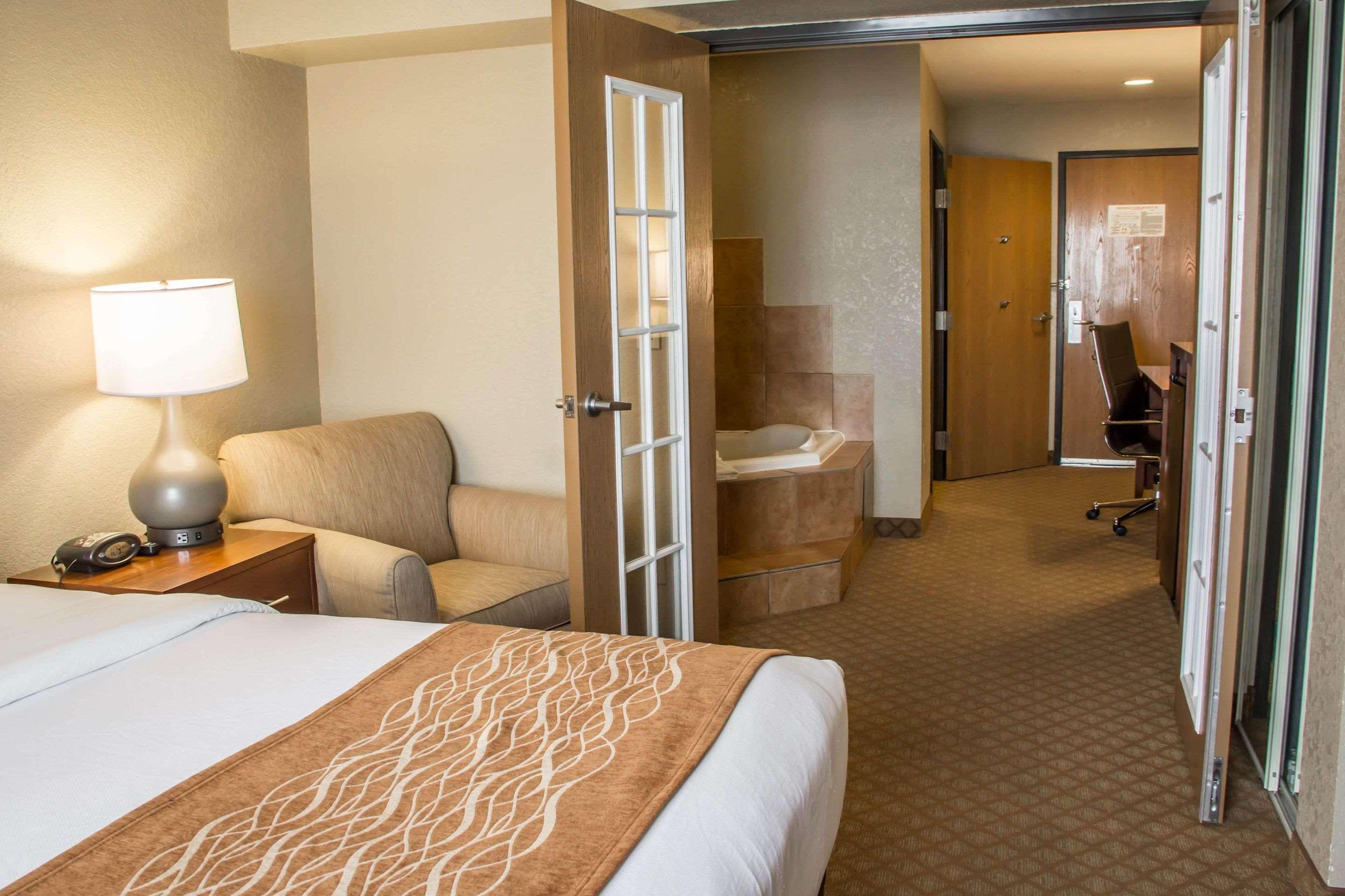 Suite King Bed Non Smoking