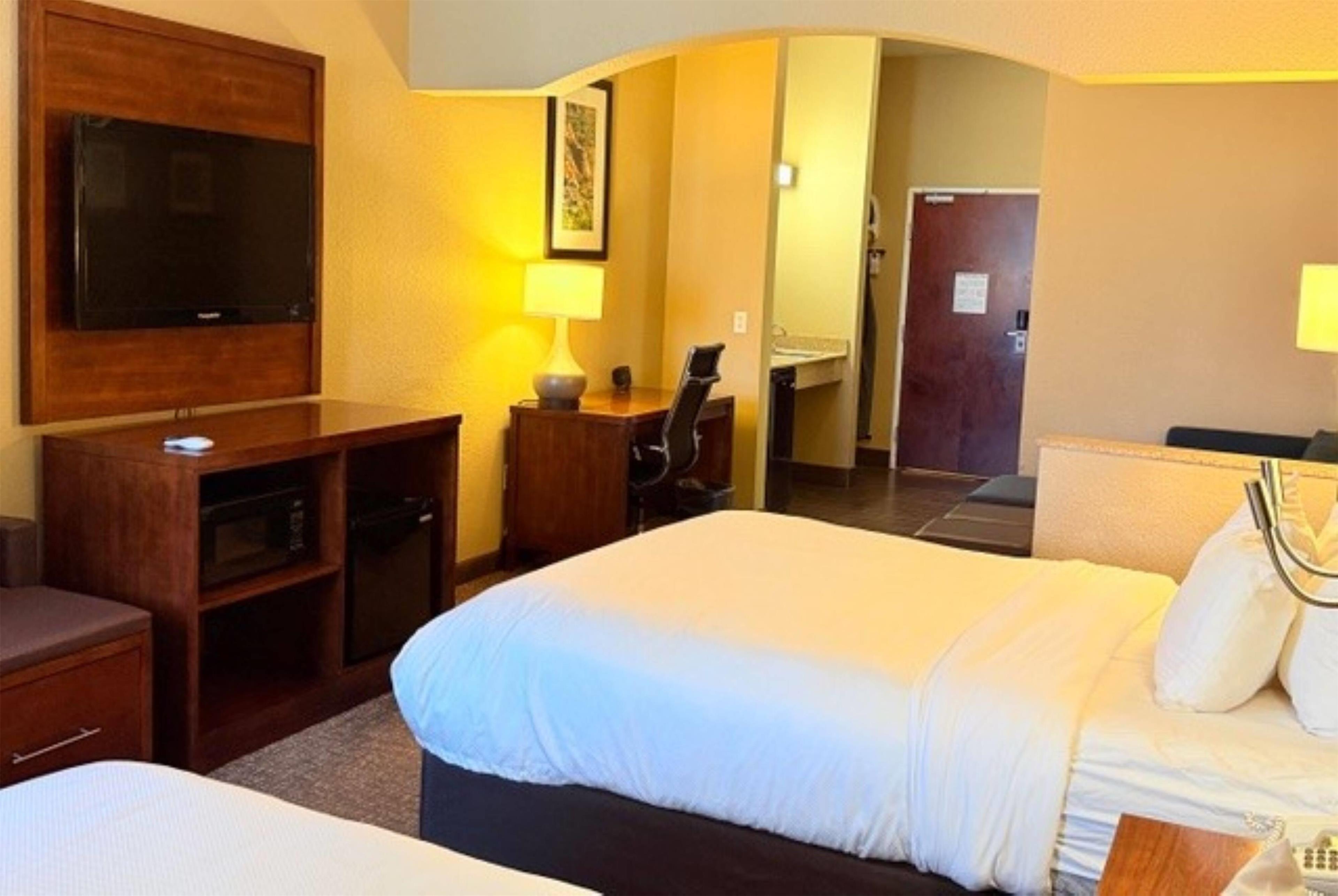 Double Accessible-two Queen Beds