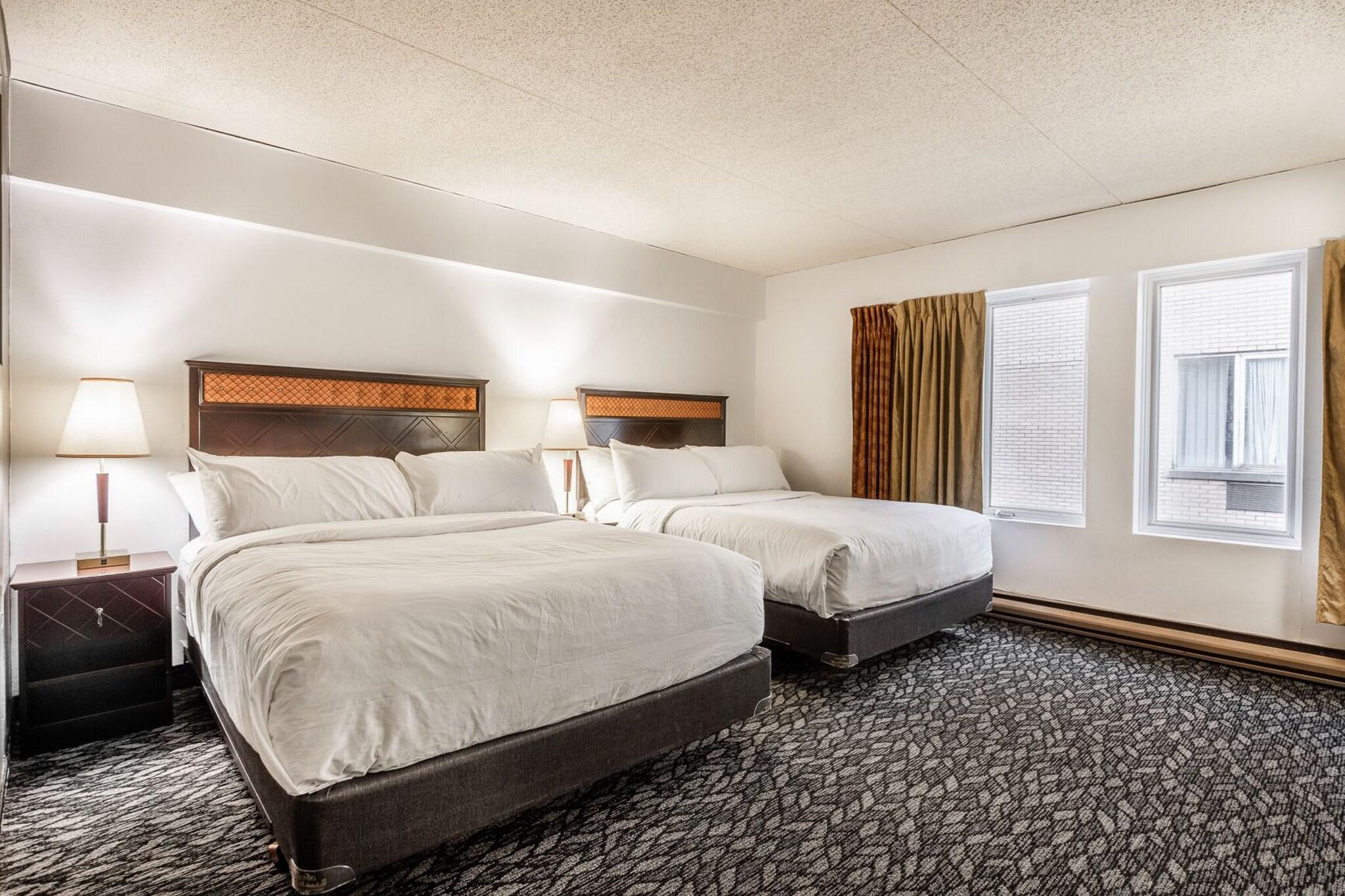 Quadruple Two Double Beds