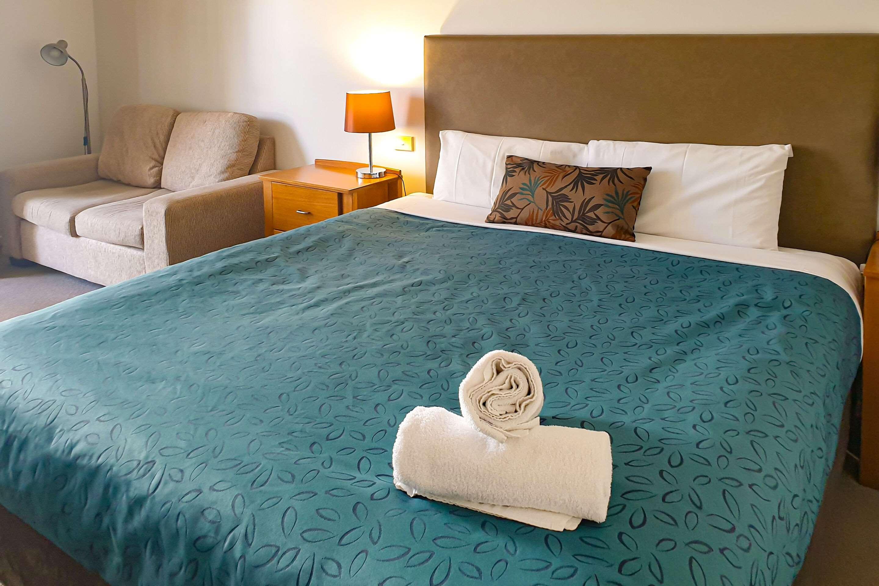 Suite Queen Size Bed